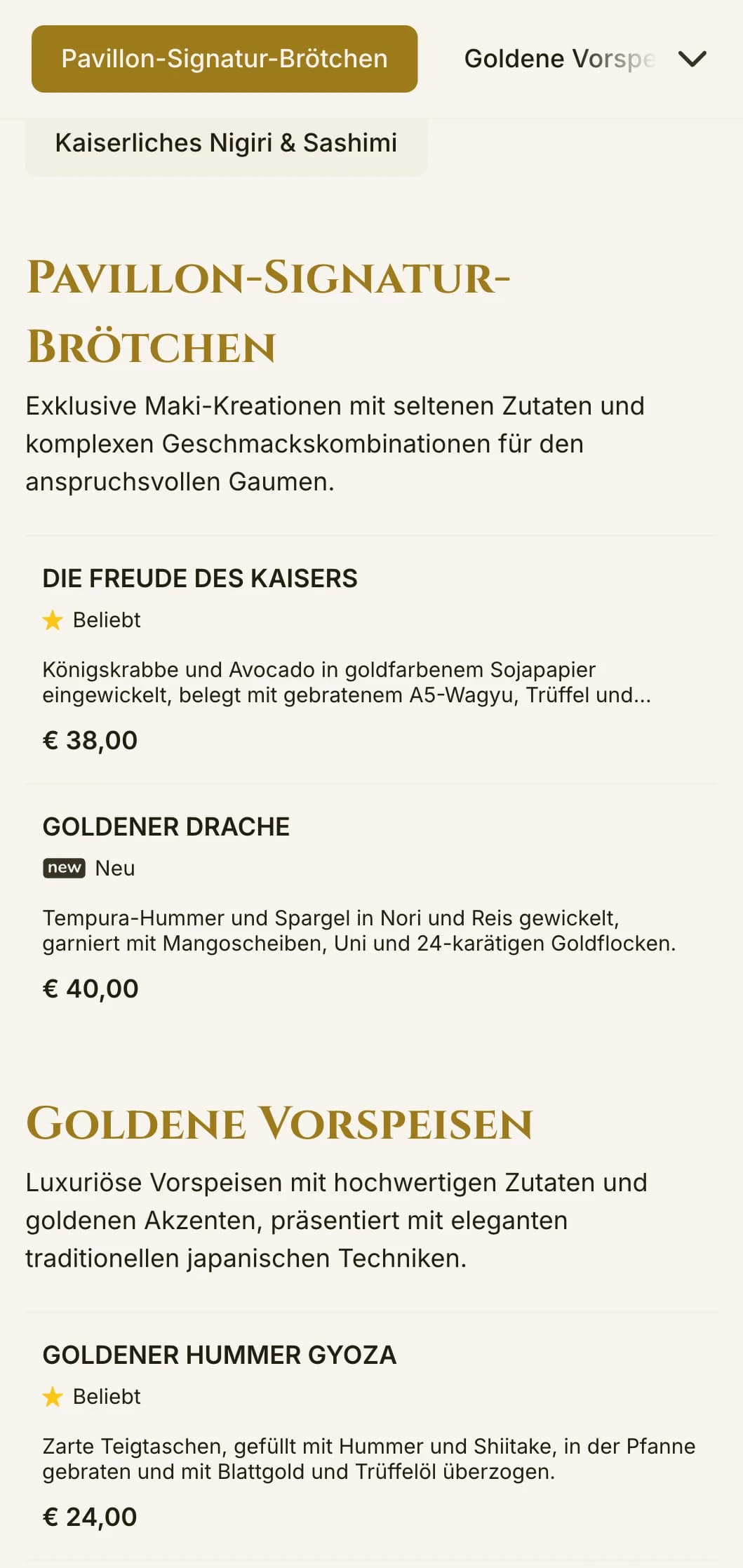 Luxuriöses Sushi-Menü mit Goldakzenten, inspiriert von Kyotos berühmtem Tempel, mit eleganter Typografie und traditionellen Elementen.