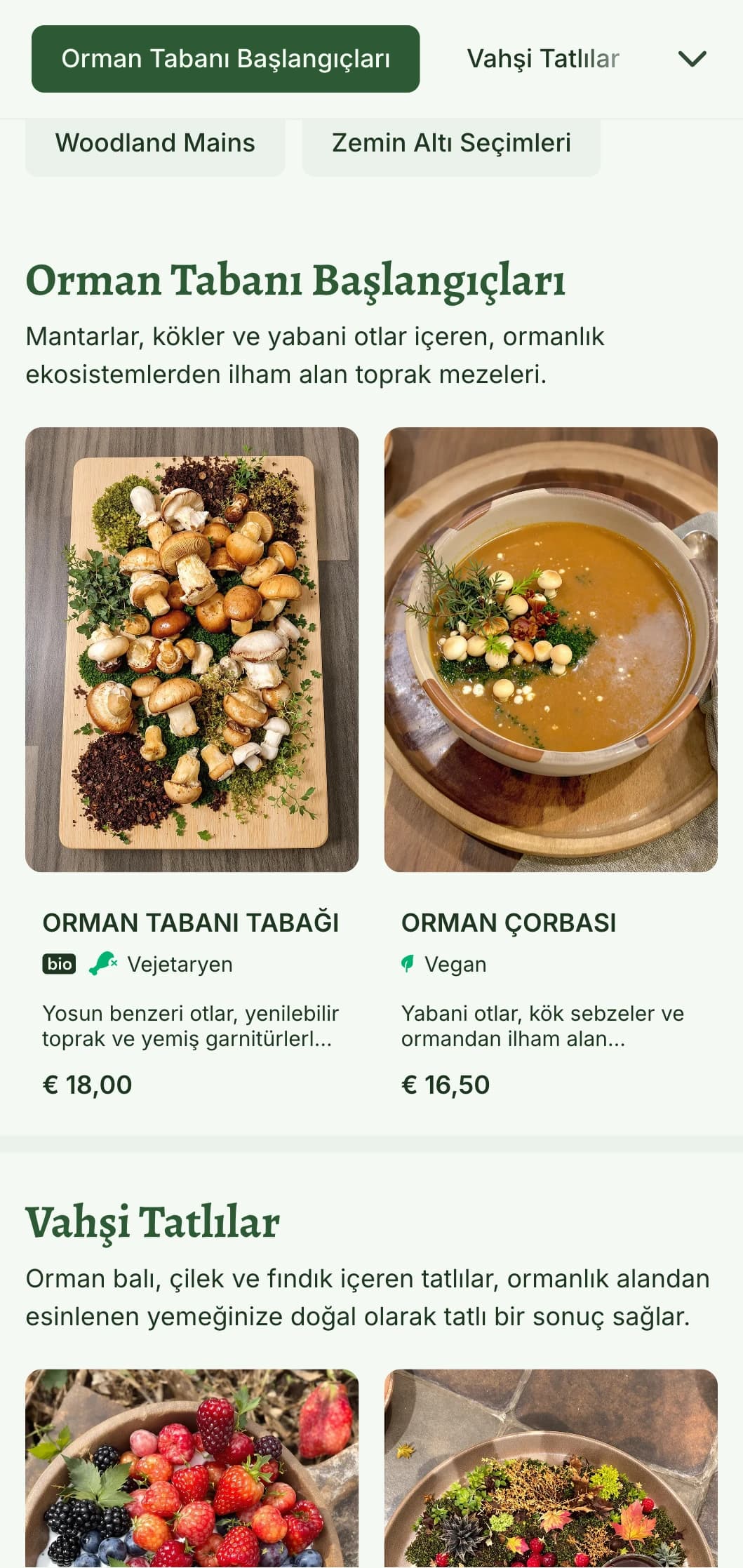 Ormanlık ortamlardaki veya orman temalı restoranlar için ideal olan, ormanlık unsurlar ve doğal dokular içeren mistik, ormandan ilham alan öğle yemeği menüsü tasarımı.