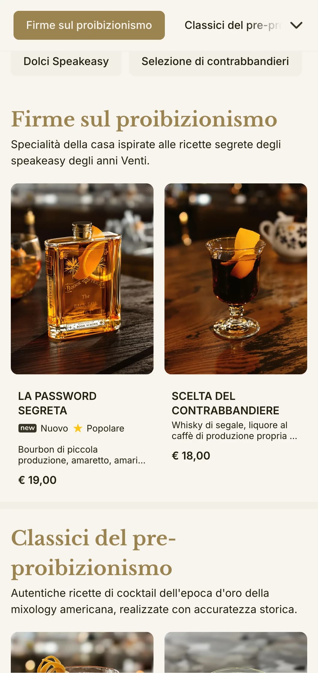 Un design ispirato all'epoca del proibizionismo per bar a tema speakeasy, con tipografia vintage e sottili accenti dorati.