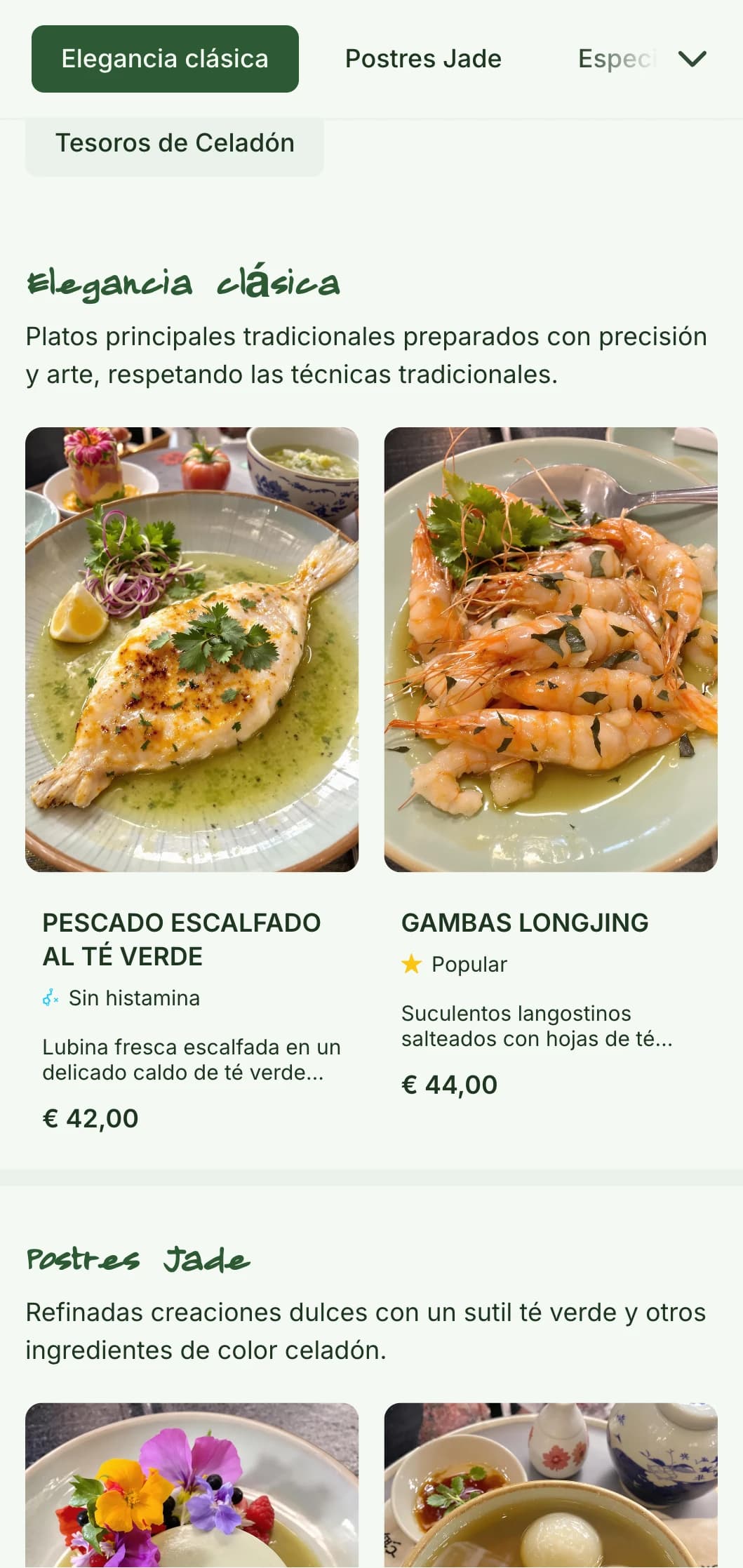 Refinado diseño de menú chino inspirado en la cerámica celadón, con elegantes motivos para experiencias gastronómicas sofisticadas.