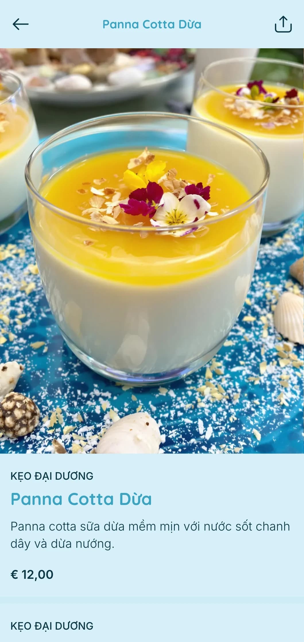 Dịch vụ phục vụ tiệc cưới trên bãi biển tươi ngon với hải sản, hương vị tươi ngon và các yếu tố hàng hải.