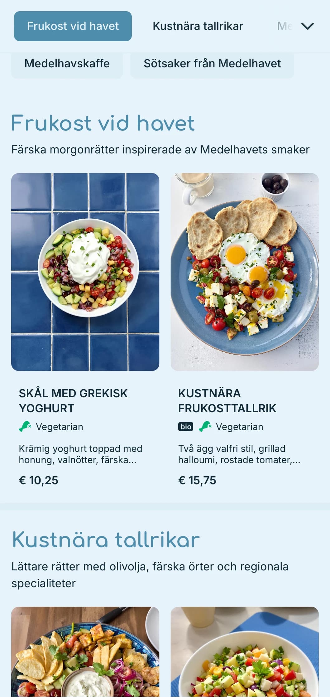 Uppfriskande blå palett inspirerad av Medelhavets vatten för kaféer och bistroer vid havet.