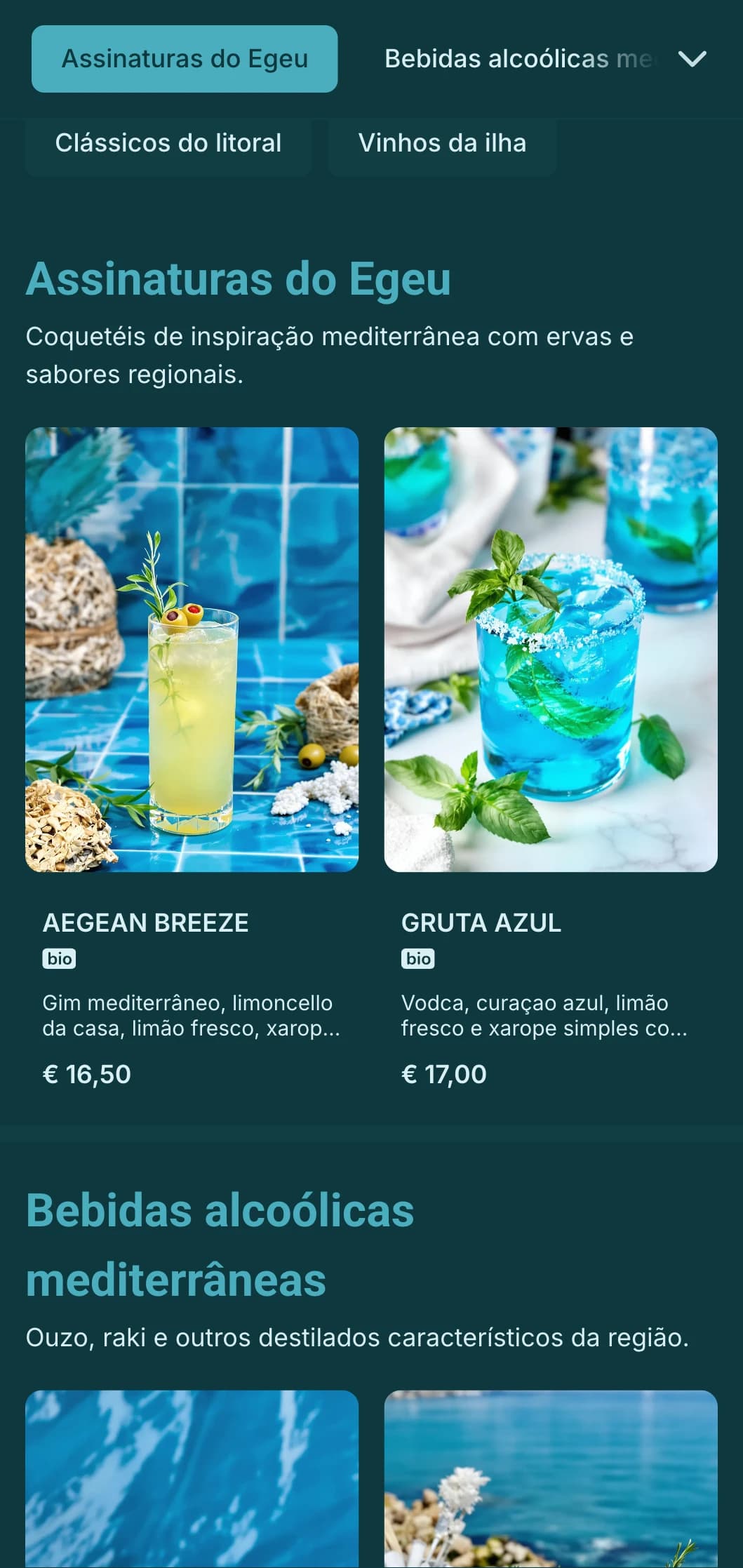 Design azul refrescante com padrões mediterrâneos para bares à beira-mar.