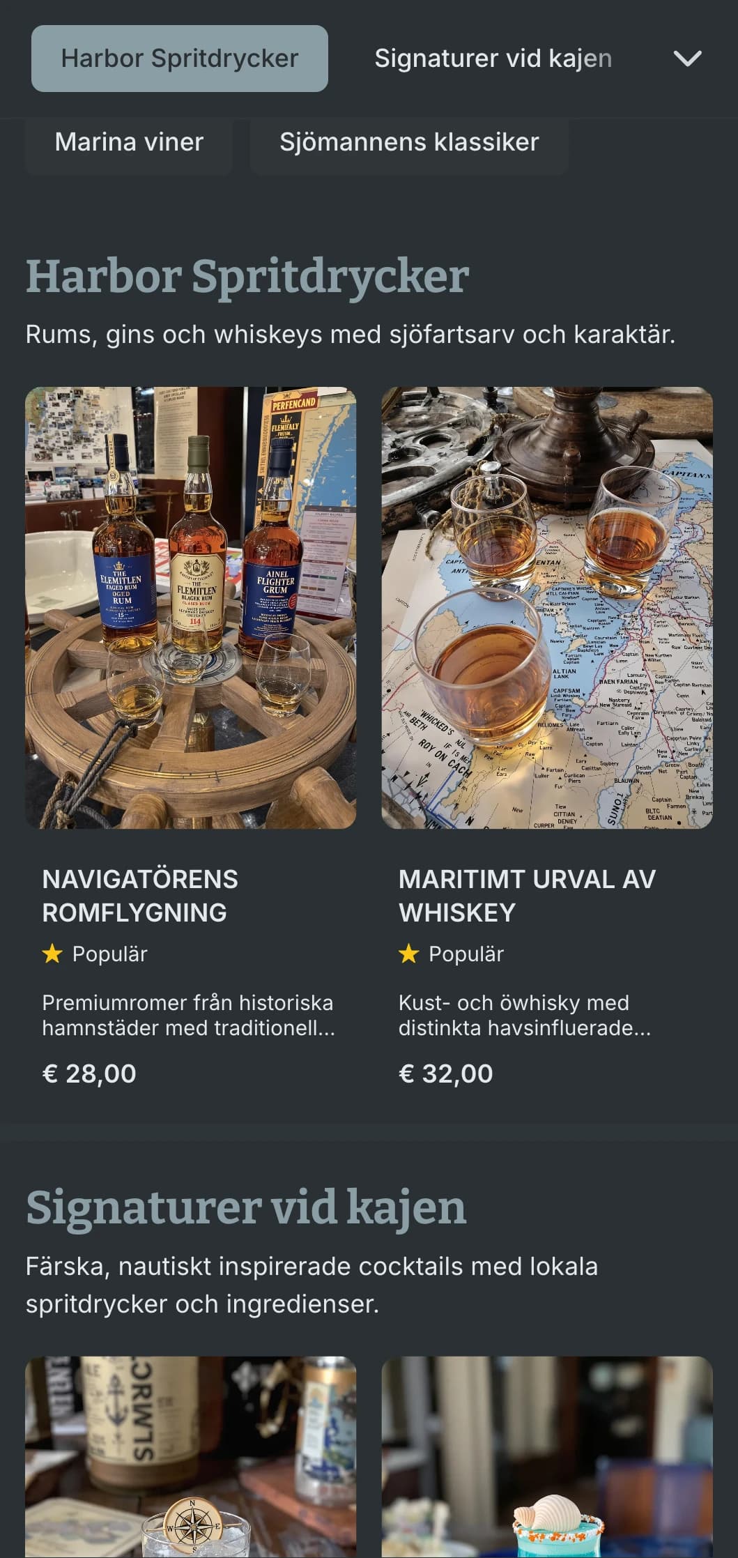 Blågrå design med väderbitna trästrukturer för lokaler vid kajen.