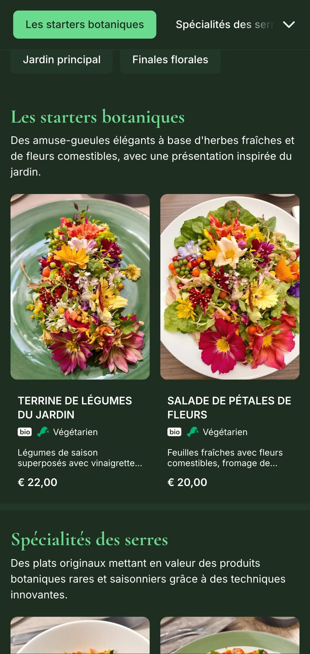 Un menu élégant, composé d'éléments botaniques luxuriants et de tons verts profonds, conçu pour un dîner gastronomique inspiré d'un jardin.