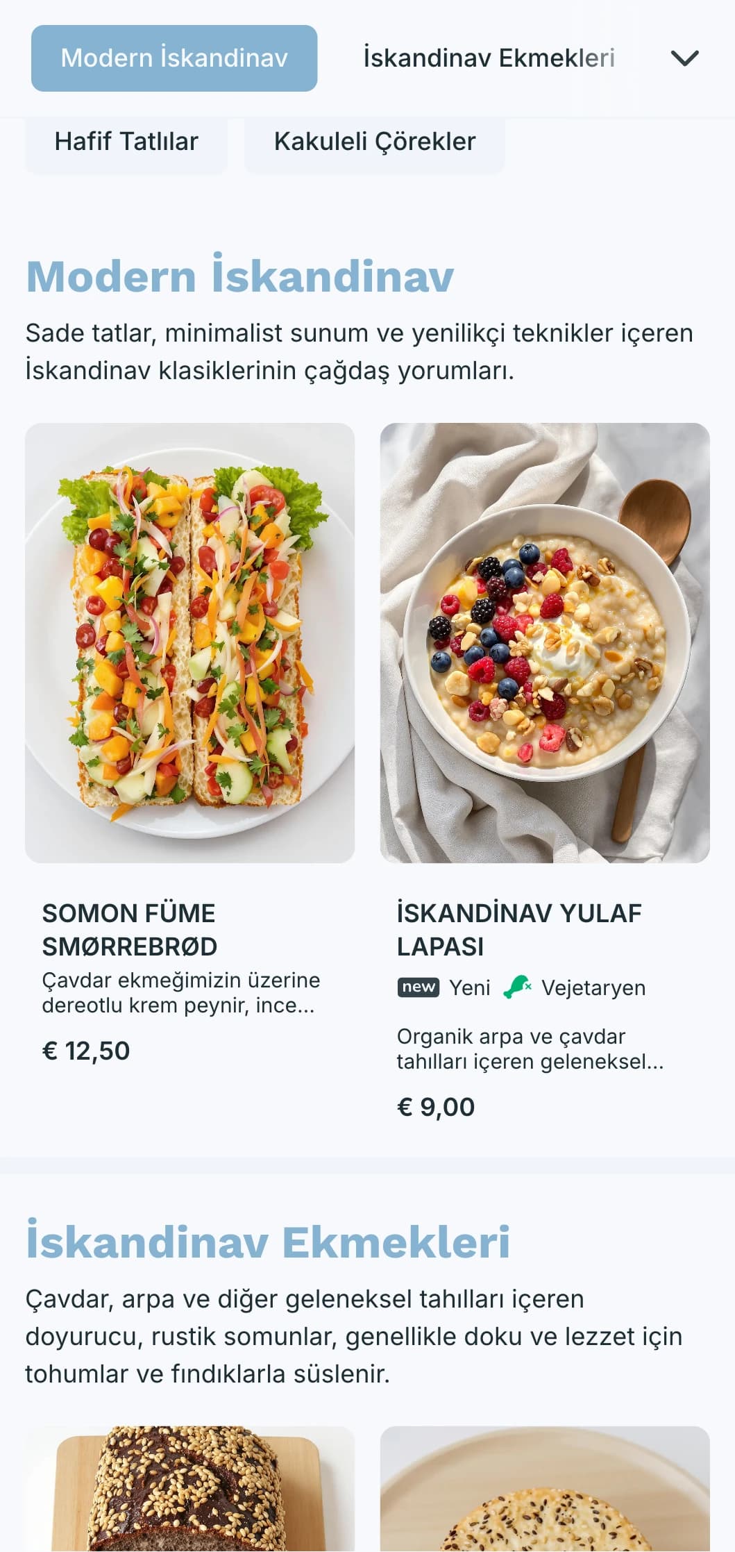 İskandinav esintili fırınlar ve modern kafeler için mükemmel, soğuk mavi tonları ve temiz tipografisi ile hafif, havadar bir fırın menüsü tasarımı.