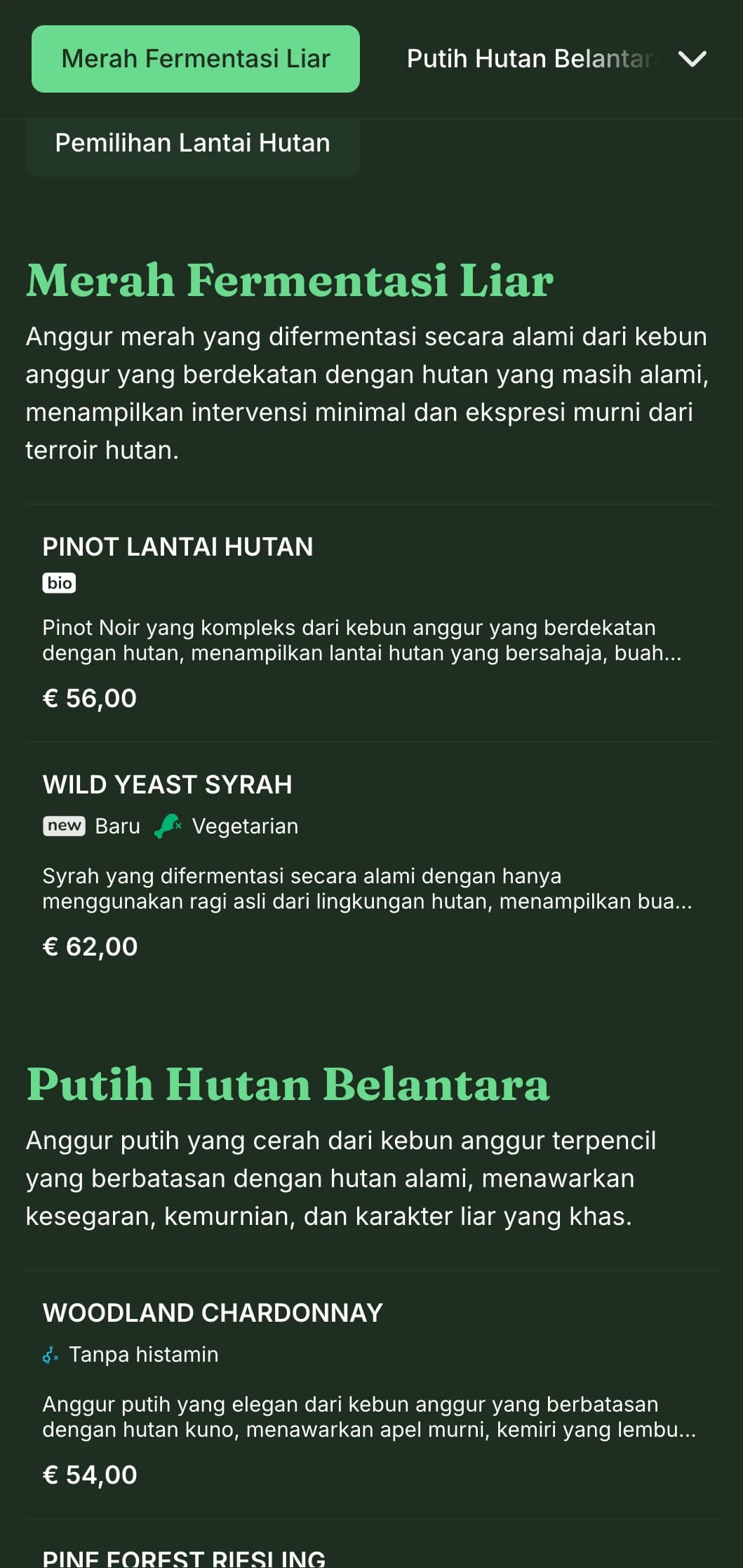 Templat daftar anggur gelap yang terinspirasi dari alam yang menampilkan aksen hijau cerah dengan latar belakang hutan, sempurna untuk restoran hutan dan bar anggur pedesaan.