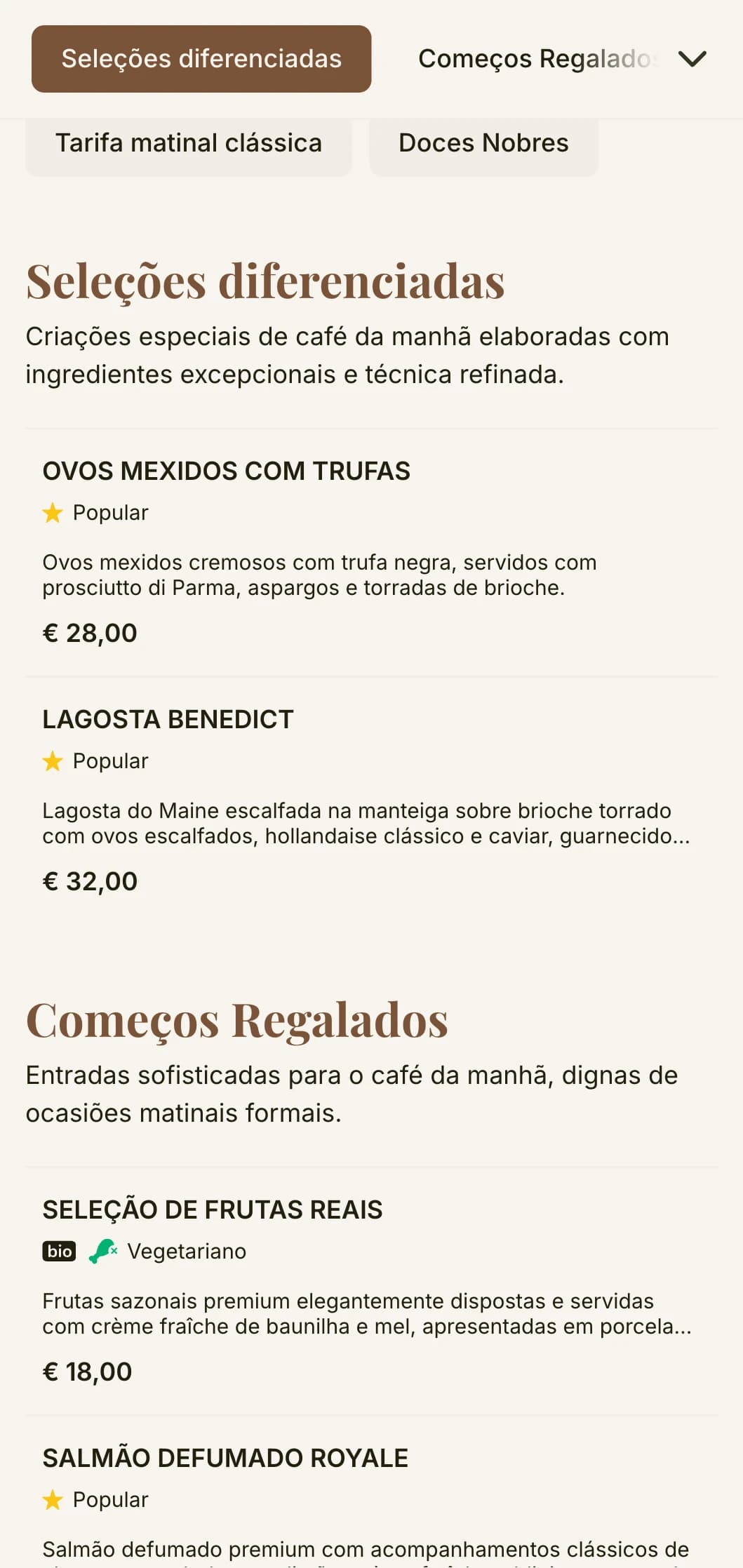 Experiência sofisticada de café da manhã com ingredientes de primeira qualidade e apresentação elegante digna da realeza.