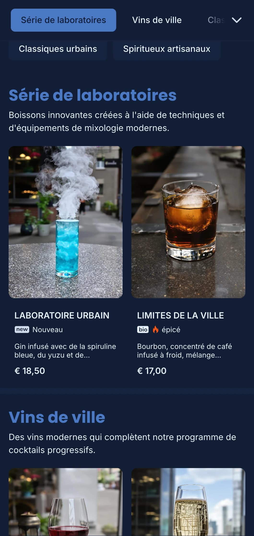 Design bleu épuré et structuré avec des motifs géométriques pour les bars urbains modernes.