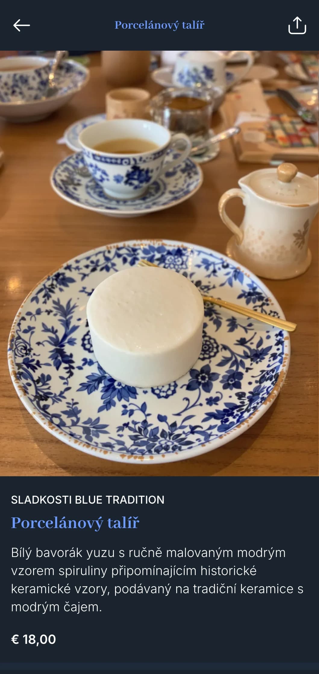 Tradiční japonské sushi menu v sytě kobaltově modré barvě inspirované klasickou modrobílou keramikou.