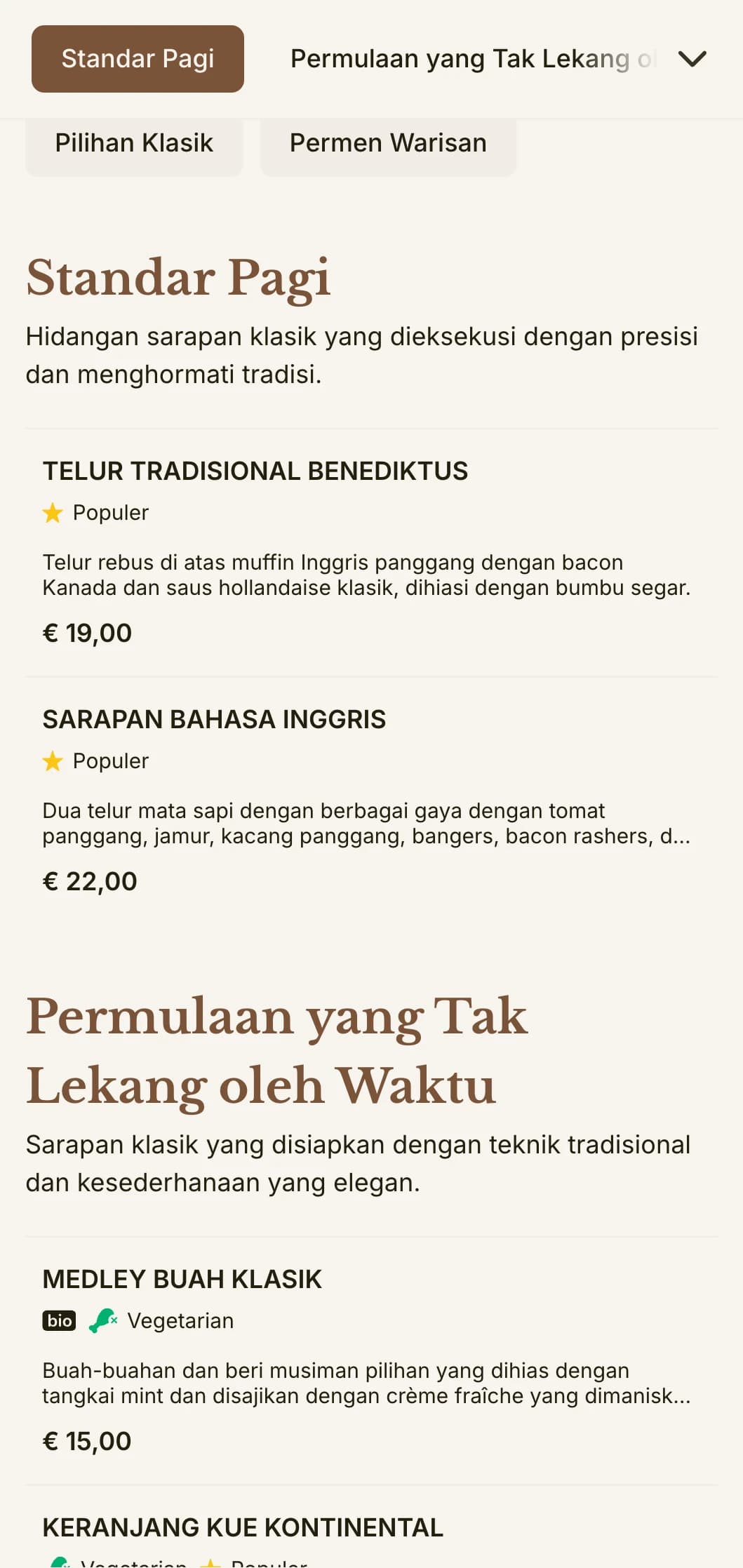 Sarapan favorit yang tak lekang oleh waktu, disiapkan dengan ketelitian dan ketelatenan, disajikan dengan cara tradisional yang elegan.