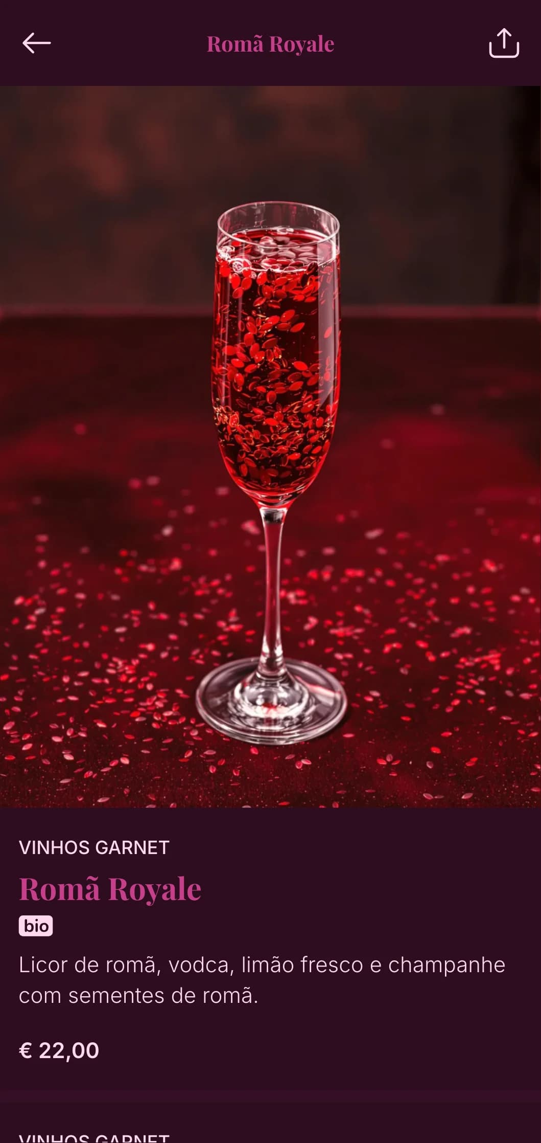 Design magenta rico com elementos inspirados em pedras preciosas para destinos de coquetéis de luxo.