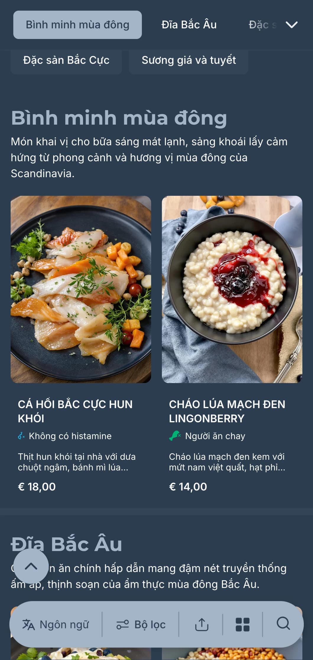 Mẫu màu xanh đậm với điểm nhấn mát mẻ, lấy cảm hứng từ phong cách mùa đông của Scandinavia dành cho quán cà phê hiện đại.