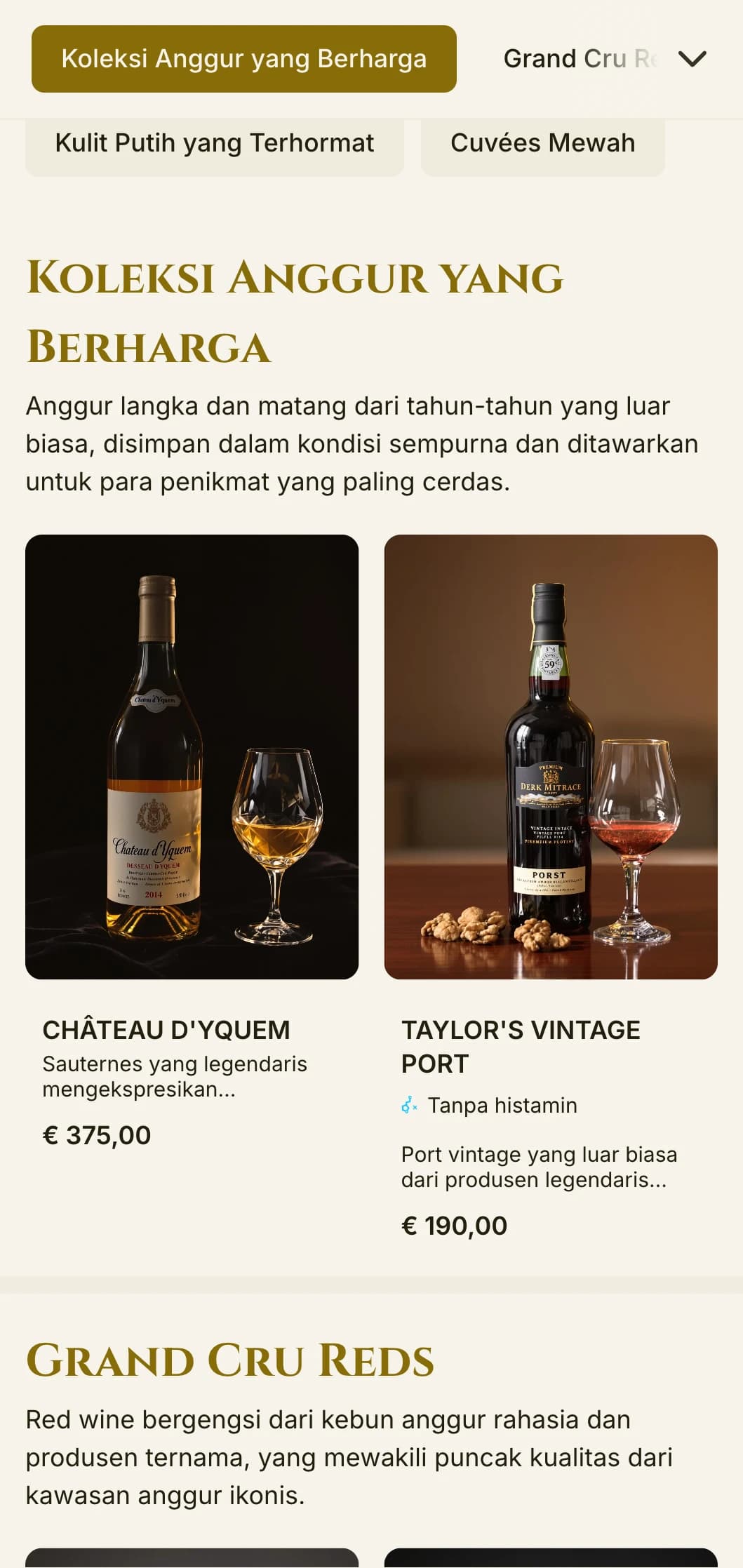 Templat daftar anggur yang sangat dramatis dengan aksen merah dan emas yang kaya, ideal untuk bersantap mewah dan pengalaman anggur premium.