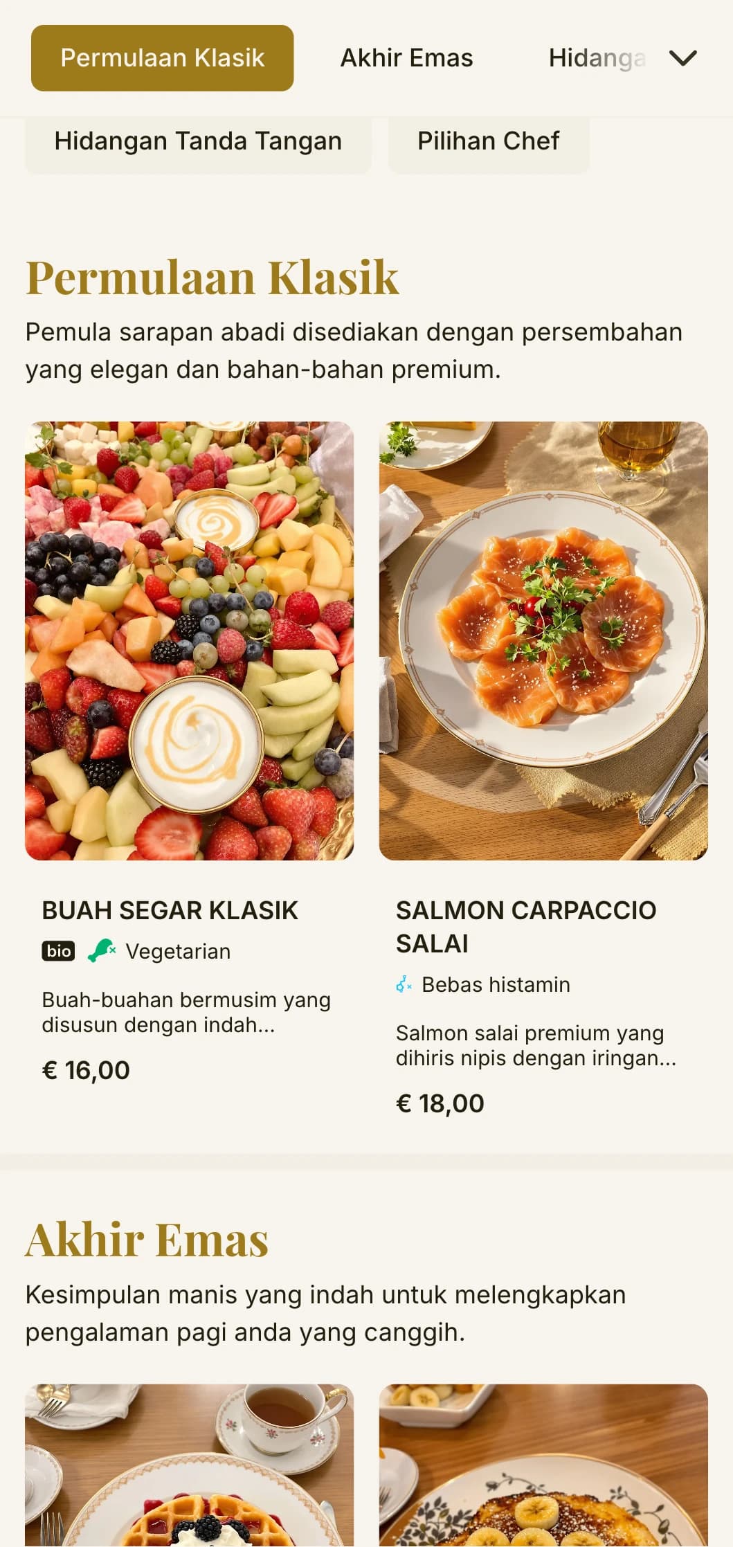 Santapan pagi yang elegan dengan sarapan klasik yang abadi dan persembahan yang halus untuk permulaan hari anda yang canggih.