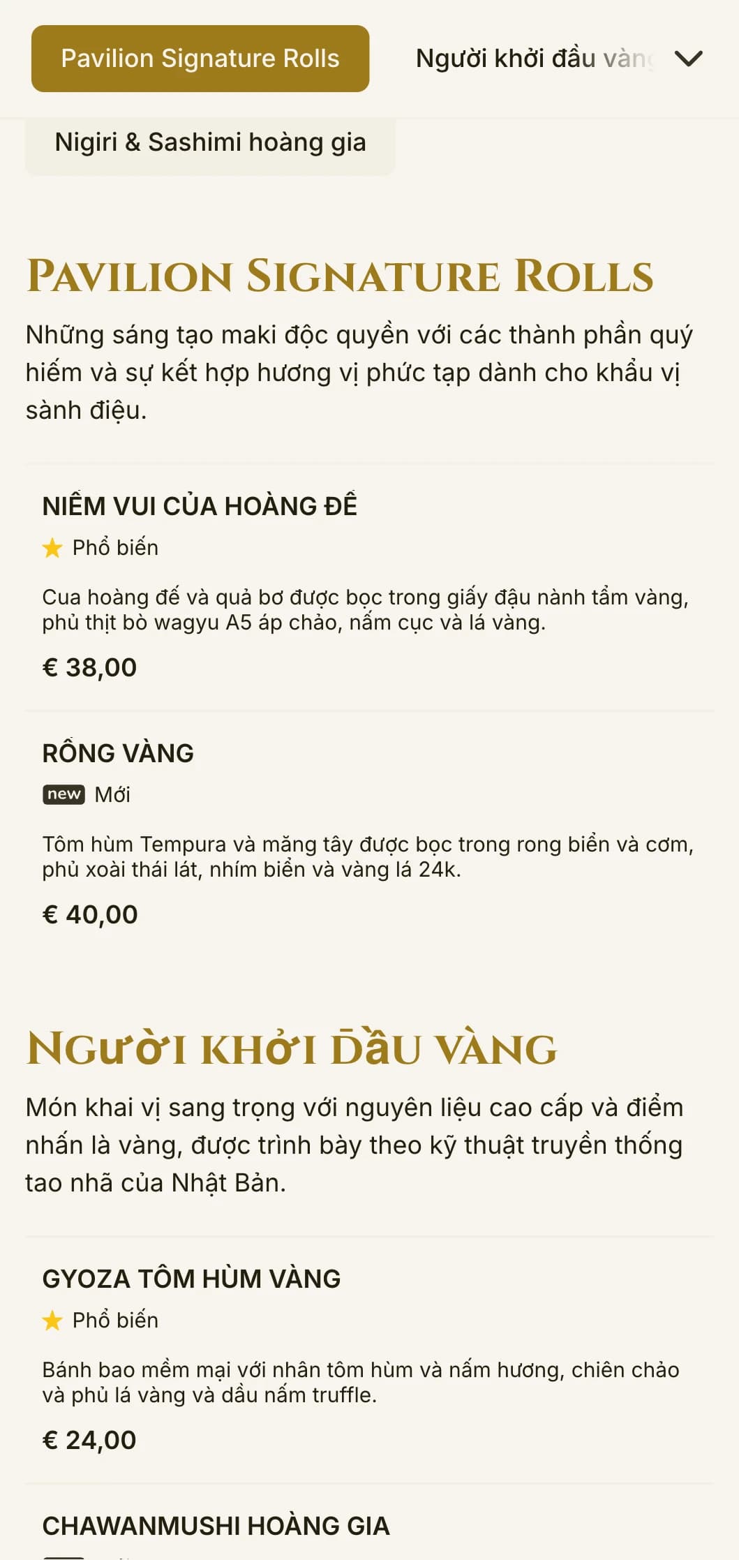 Thực đơn sushi sang trọng với tông màu vàng lấy cảm hứng từ ngôi đền nổi tiếng của Kyoto, có kiểu chữ thanh lịch và các yếu tố truyền thống.