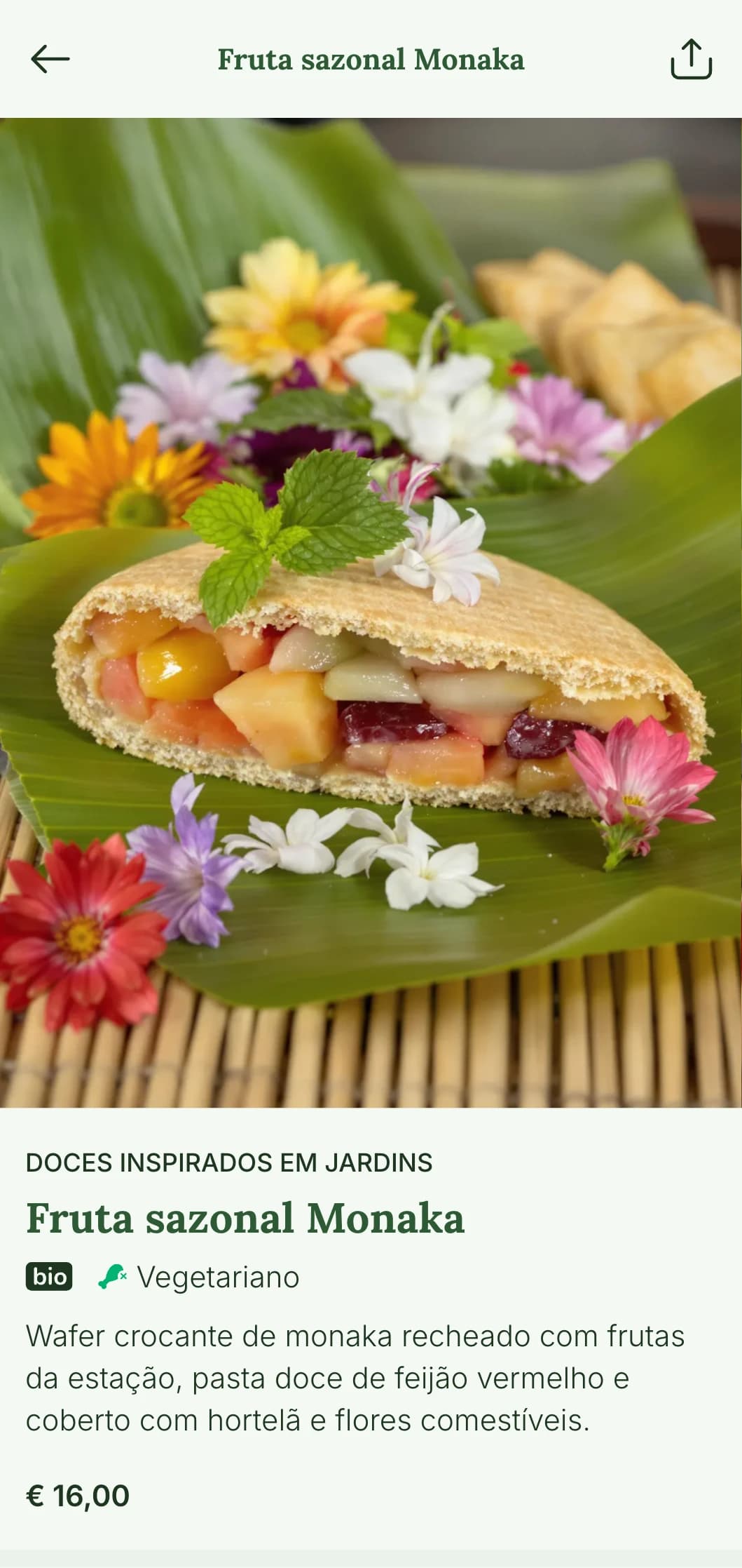 Design terroso e natural do cardápio de sushi com elementos inspirados em bambu e uma paleta de cores verdes frescas para um autêntico jantar japonês.
