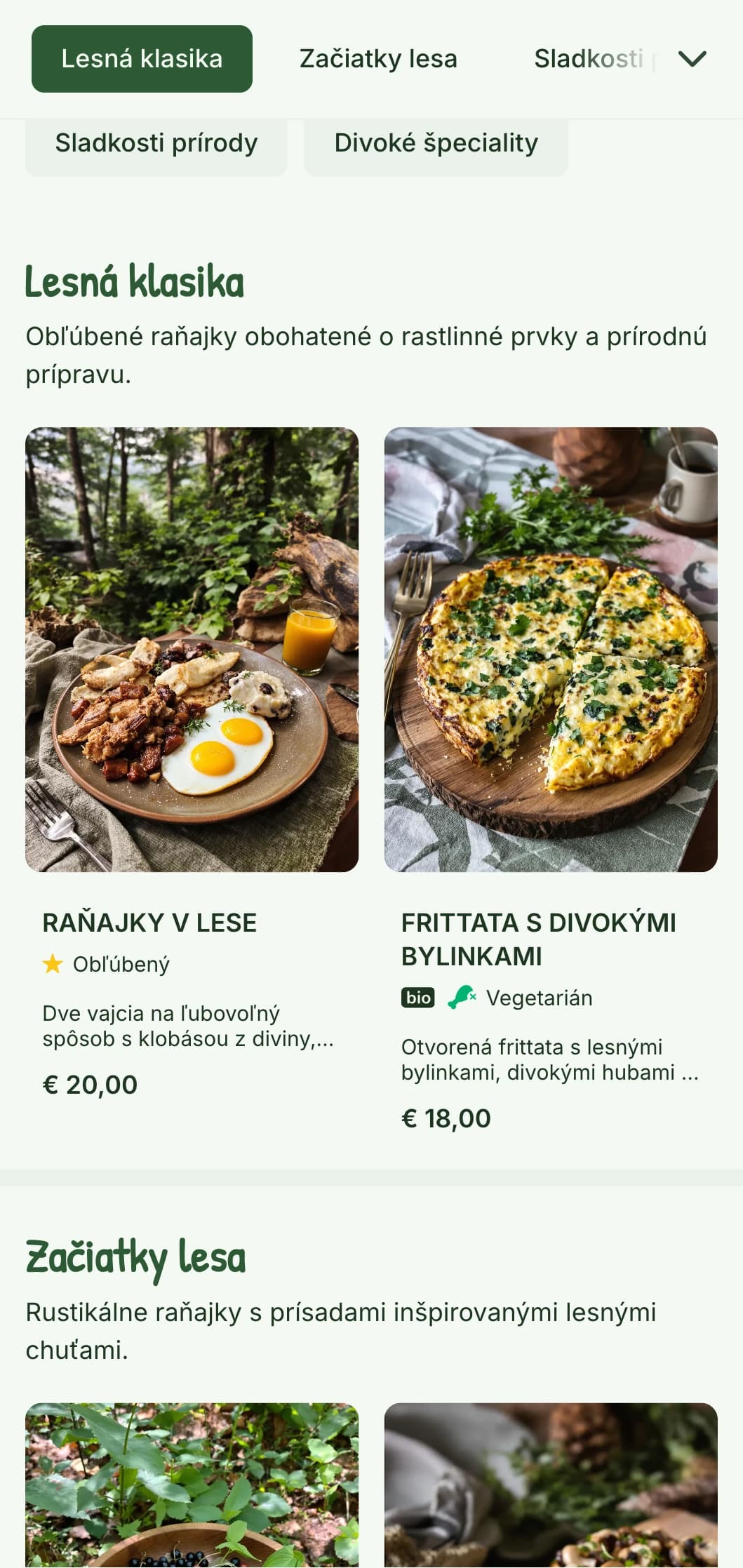 Rustikálne raňajky s prvkami zo zberu a prírodnou prezentáciou inšpirovanou lesnou estetikou.