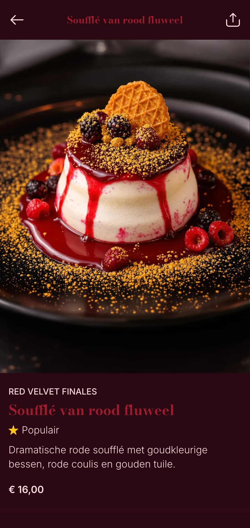 Gedurfd, dramatisch eetconcept met dieprode tinten en luxe texturen voor een theatrale culinaire ervaring.
