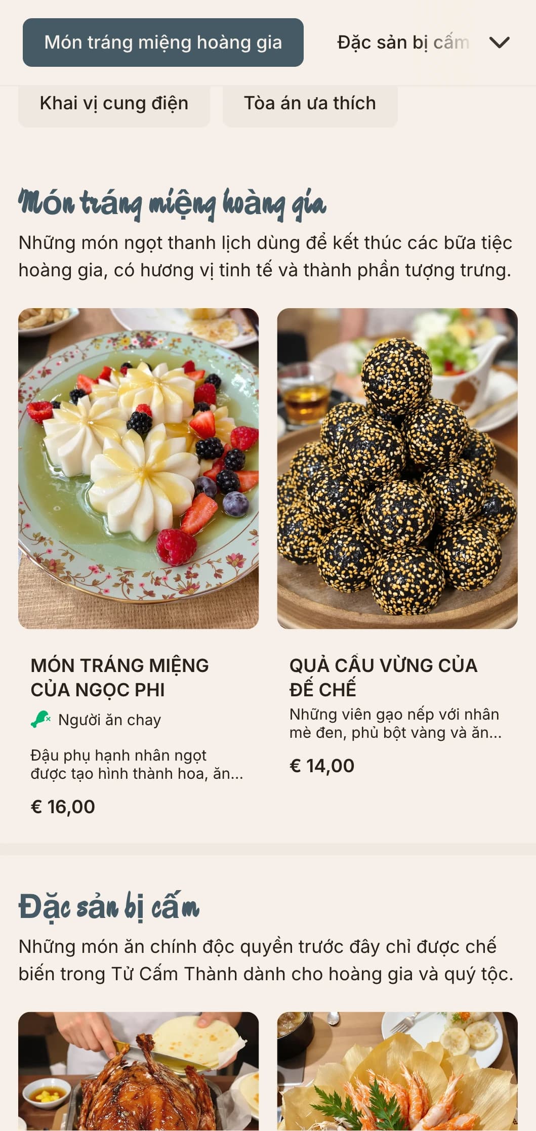 Thiết kế thực đơn Trung Hoa tinh tế lấy cảm hứng từ kiến trúc Tử Cấm Thành của Bắc Kinh, với họa tiết hoàng gia mang đến trải nghiệm ẩm thực cao cấp.