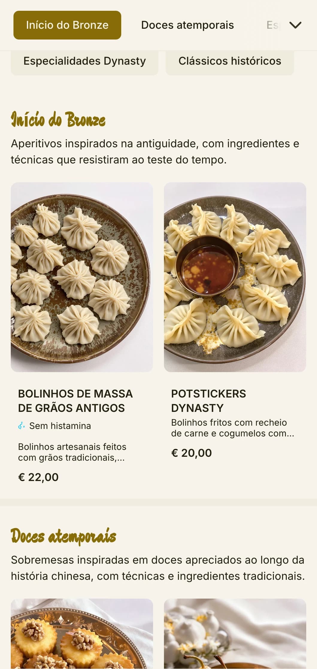 Design sofisticado do cardápio chinês inspirado em antigos artefatos de bronze, com elementos históricos para uma culinária autêntica.
