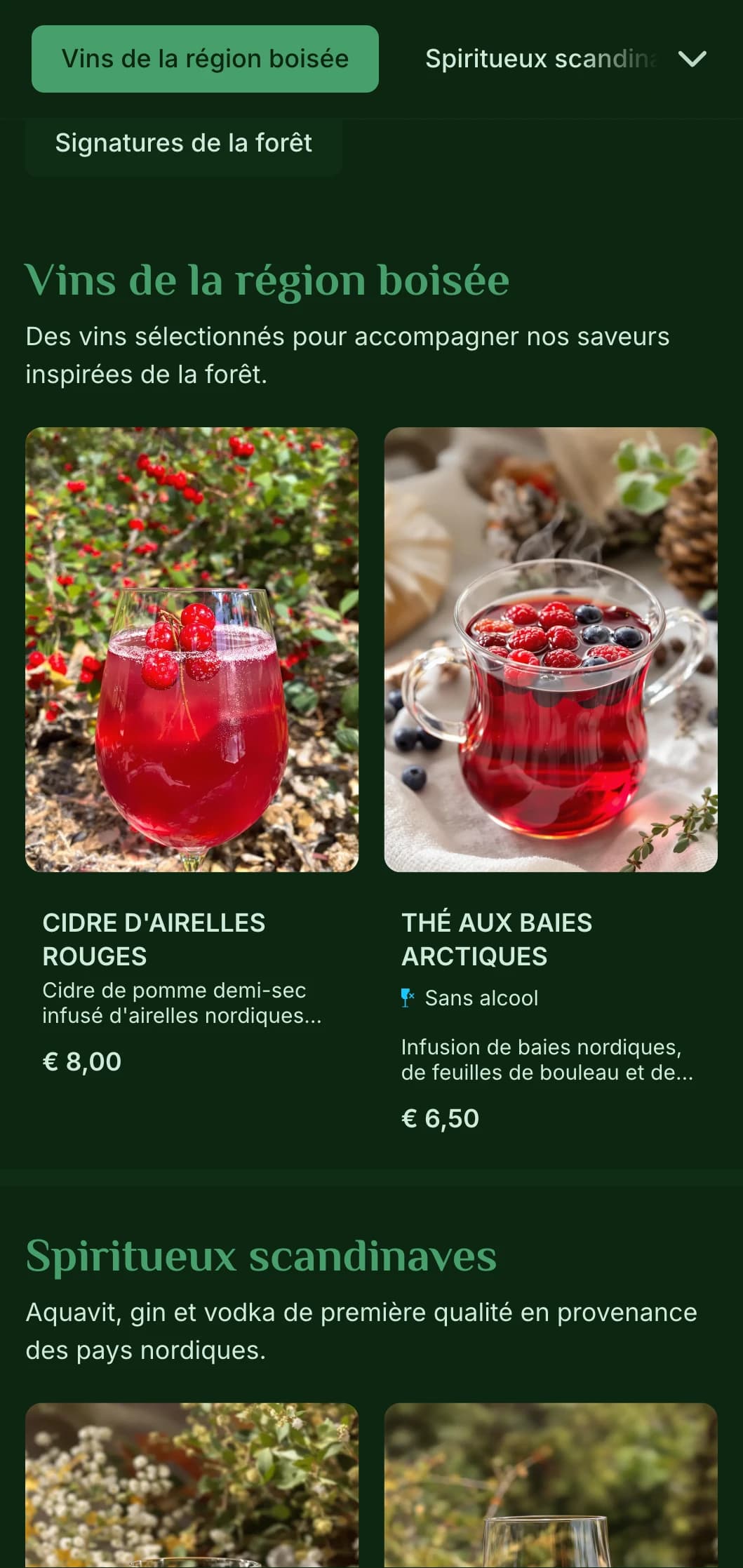 Design vert profond inspiré des forêts scandinaves pour les bars sur le thème de la nature.
