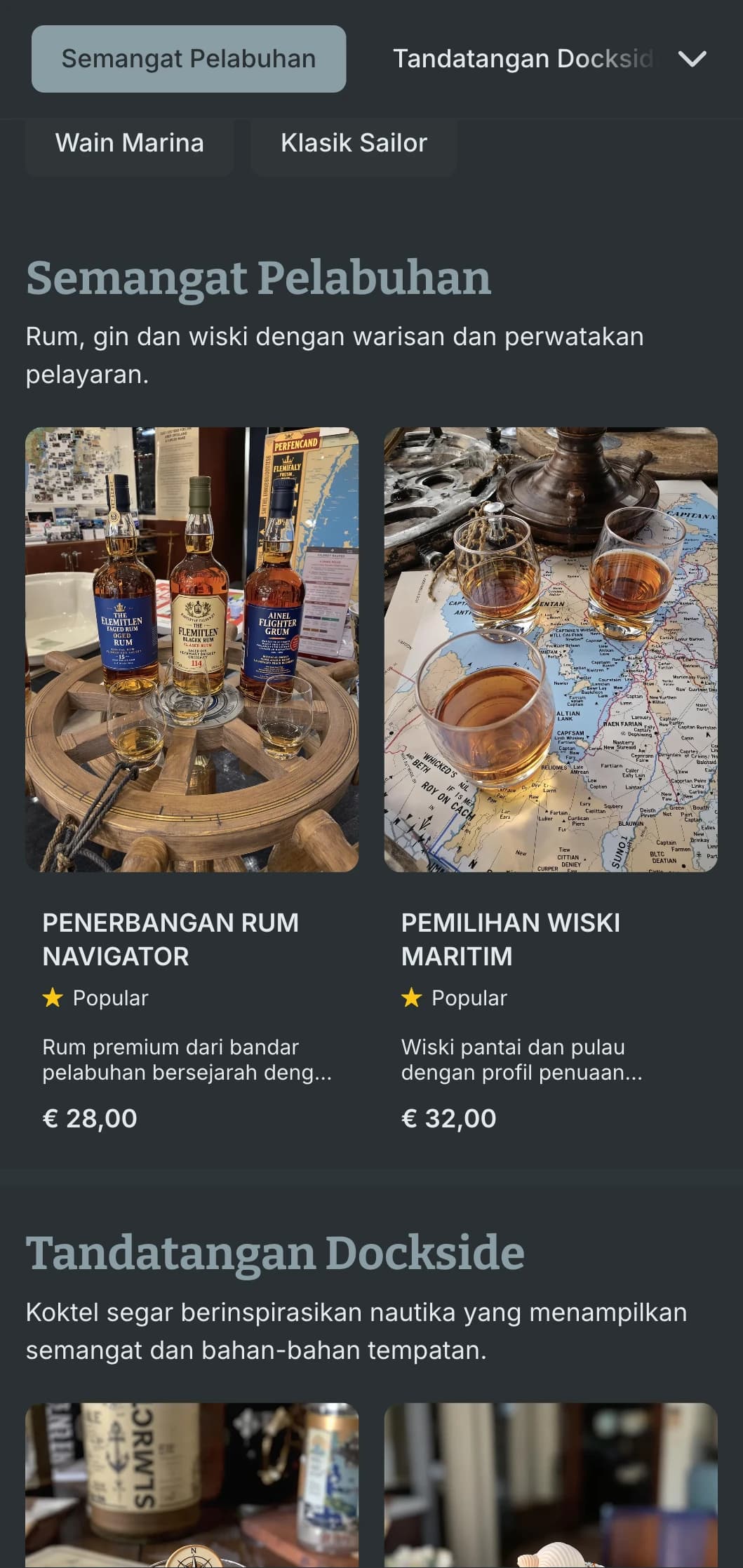 Reka bentuk biru-kelabu dengan tekstur kayu lapuk untuk tempat tepi dok.