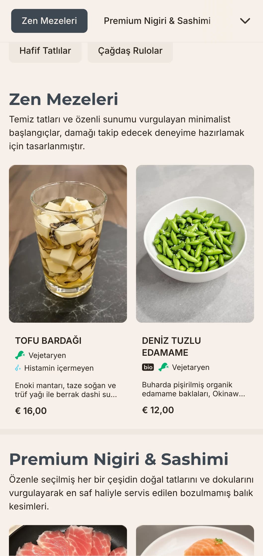 Sadelik ve kaliteye odaklanan lüks Japon restoranları için mükemmel, minimalist estetiğe sahip temiz, çağdaş suşi menüsü tasarımı.