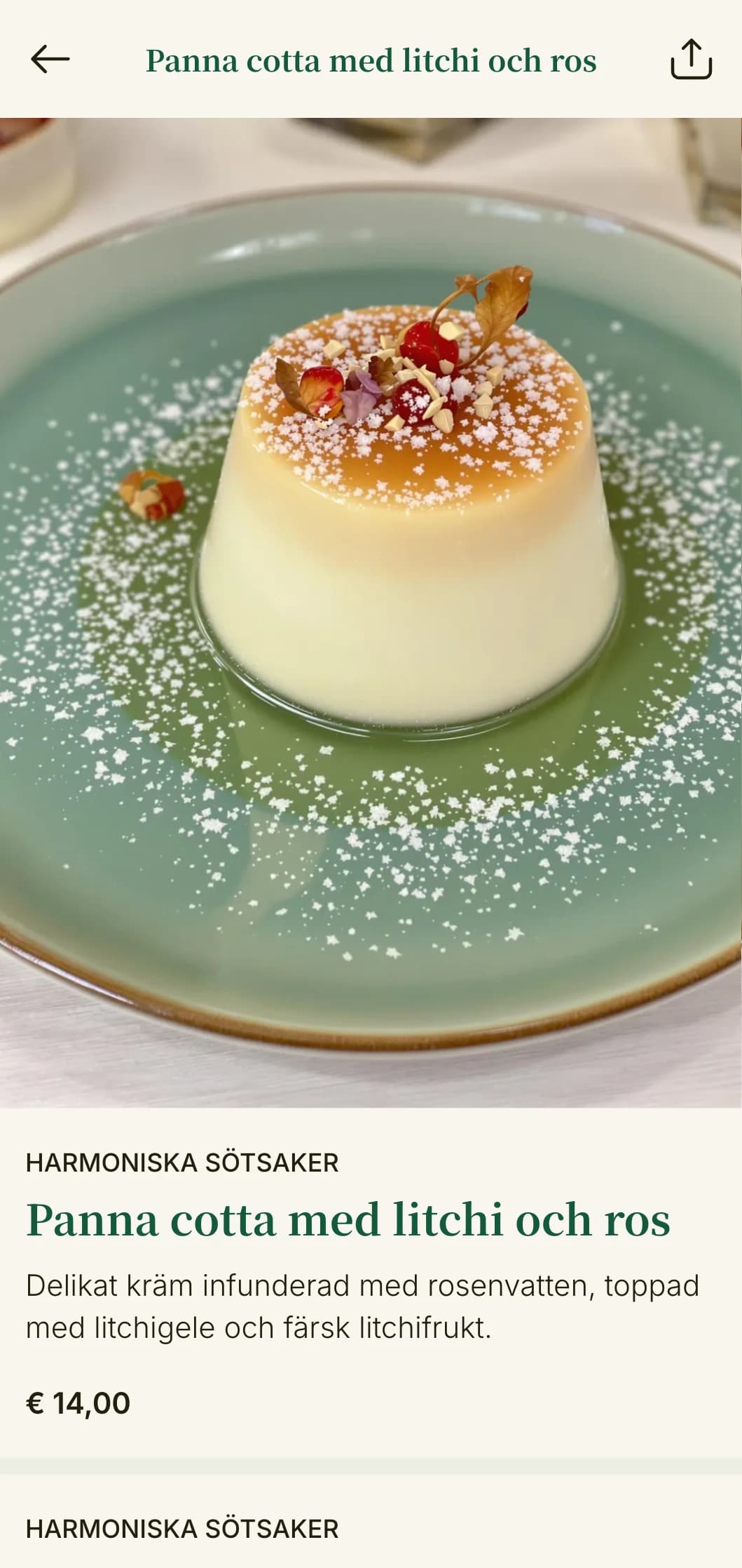 En elegant asiatiskinspirerad middagsmeny med jadegröna accenter och raffinerade österländska designelement, perfekt för exklusiva asiatiska fusionsrestauranger.