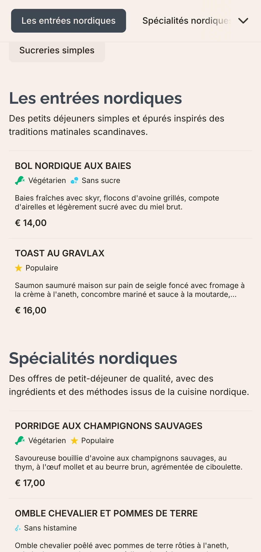 Petit-déjeuner d'inspiration scandinave avec des saveurs pures, des ingrédients simples et une présentation discrète.