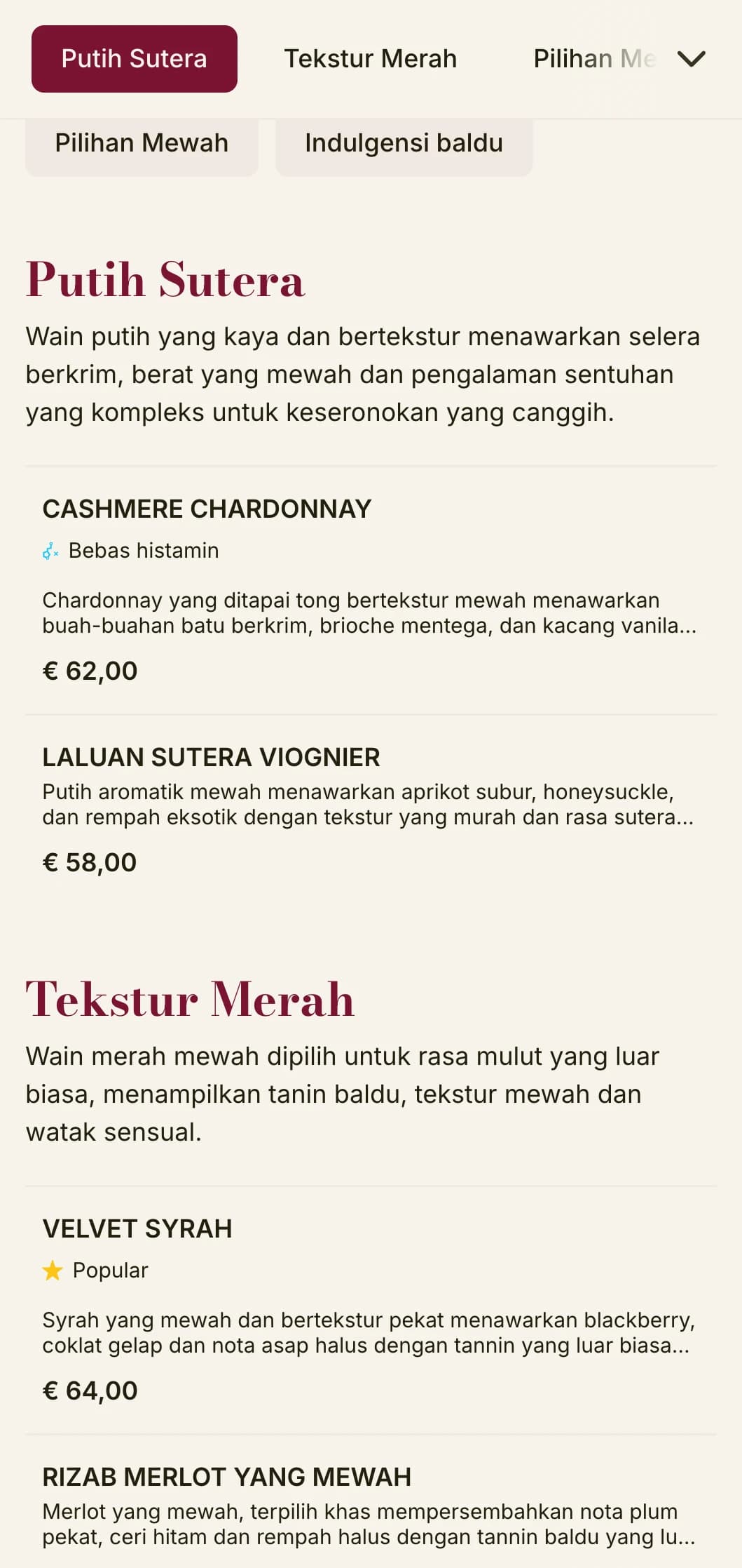Templat senarai wain bertekstur kaya dengan aksen baldu merah pekat dan elemen mewah, sesuai untuk bilik bawah tanah wain kelas atas dan tempat makan intim.