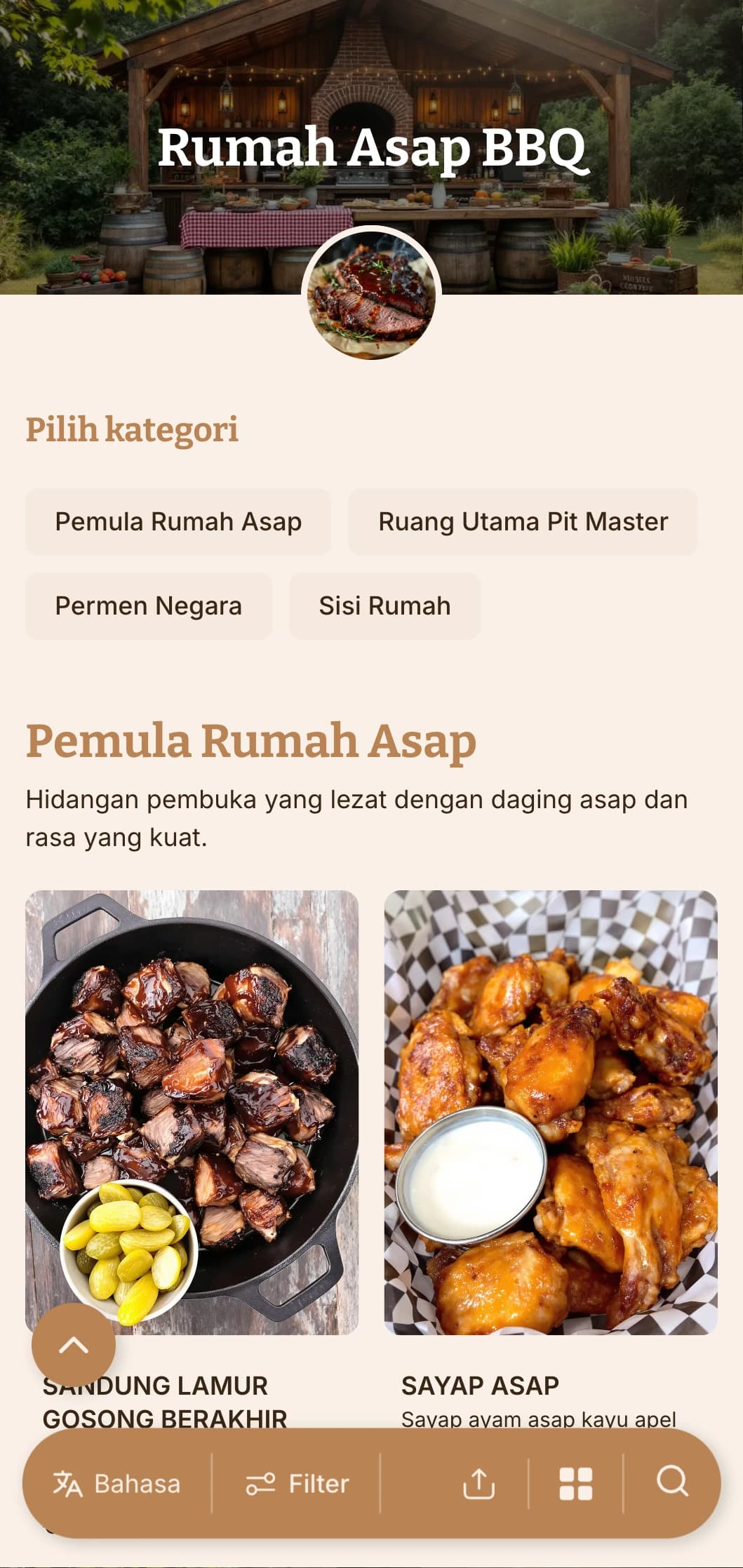 Katering yang berfokus pada barbekyu yang lezat dengan daging asap, lauk-pauk bergaya rumahan, dan presentasi pedesaan untuk pertemuan di luar ruangan dan perayaan santai.