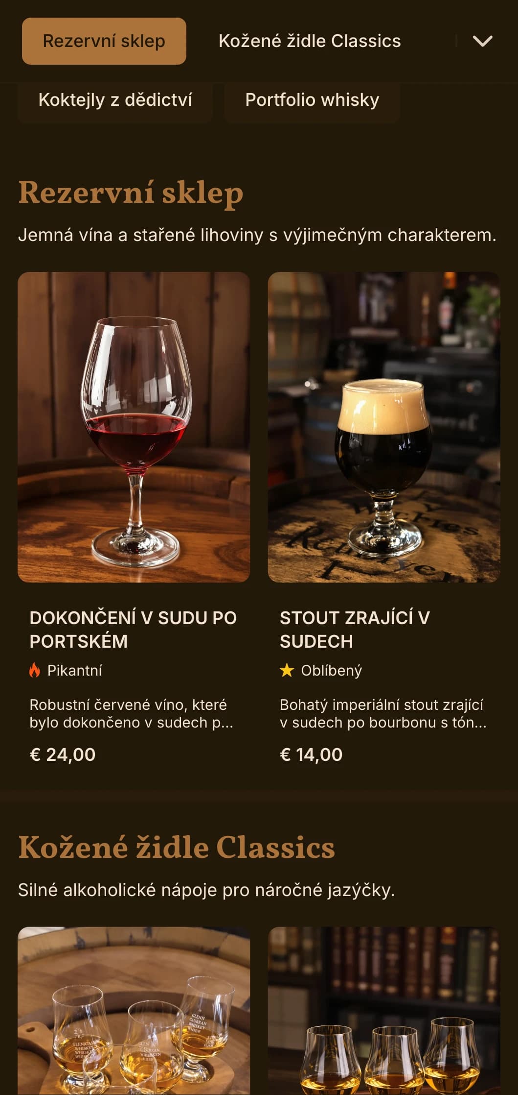 Sytě ořechově hnědý design s texturou kůže pro tradiční duchovní salonky.