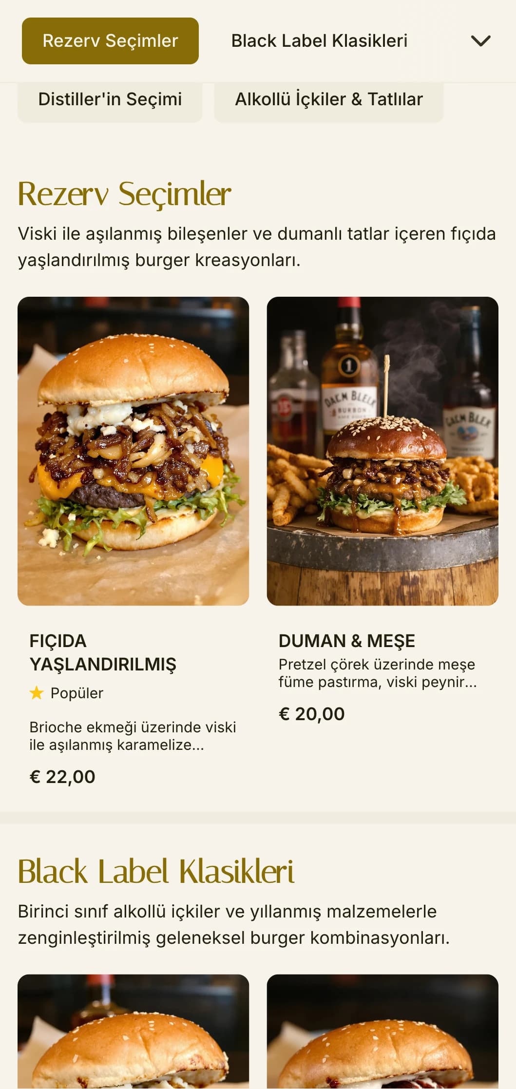 Koyu ahşap ve deri aksanlı, viskiden ilham alan birinci sınıf burger bar.