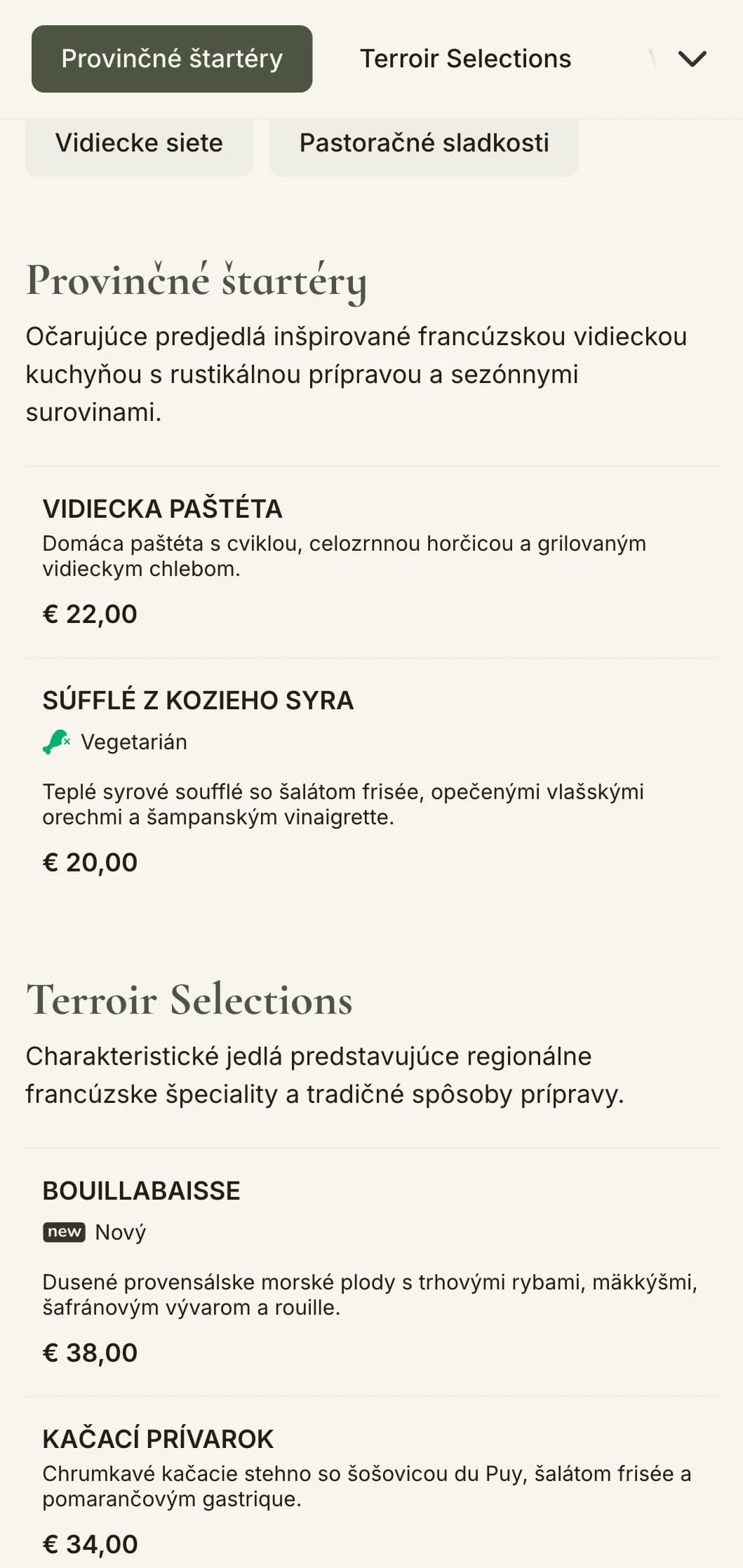 Očarujúce večerné menu inšpirované estetikou francúzskeho vidieka, ktoré sa vyznačuje šalviovo zelenými tónmi a rustikálnou eleganciou.