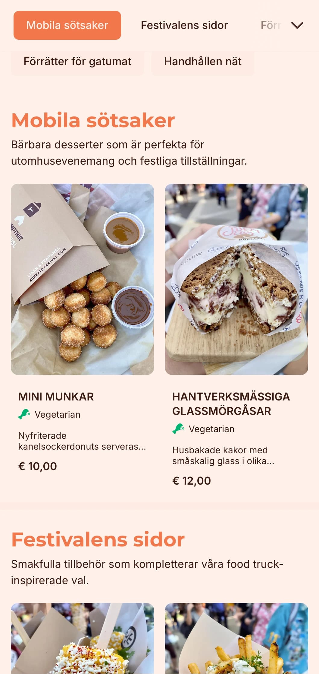 Rolig och lättillgänglig catering inspirerad av food truck-köket, med handhållna favoriter och avslappnad presentation för utomhusevenemang och festivaler.