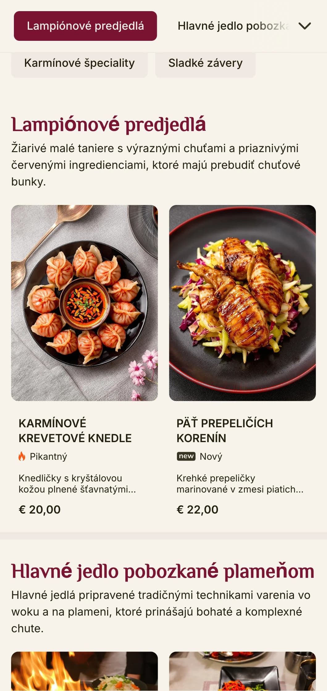 Odvážny a dramatický dizajn čínskeho menu s výraznými červenými prvkami inšpirovanými tradičnými lampášmi, ideálny pre autentické čínske stolovanie.