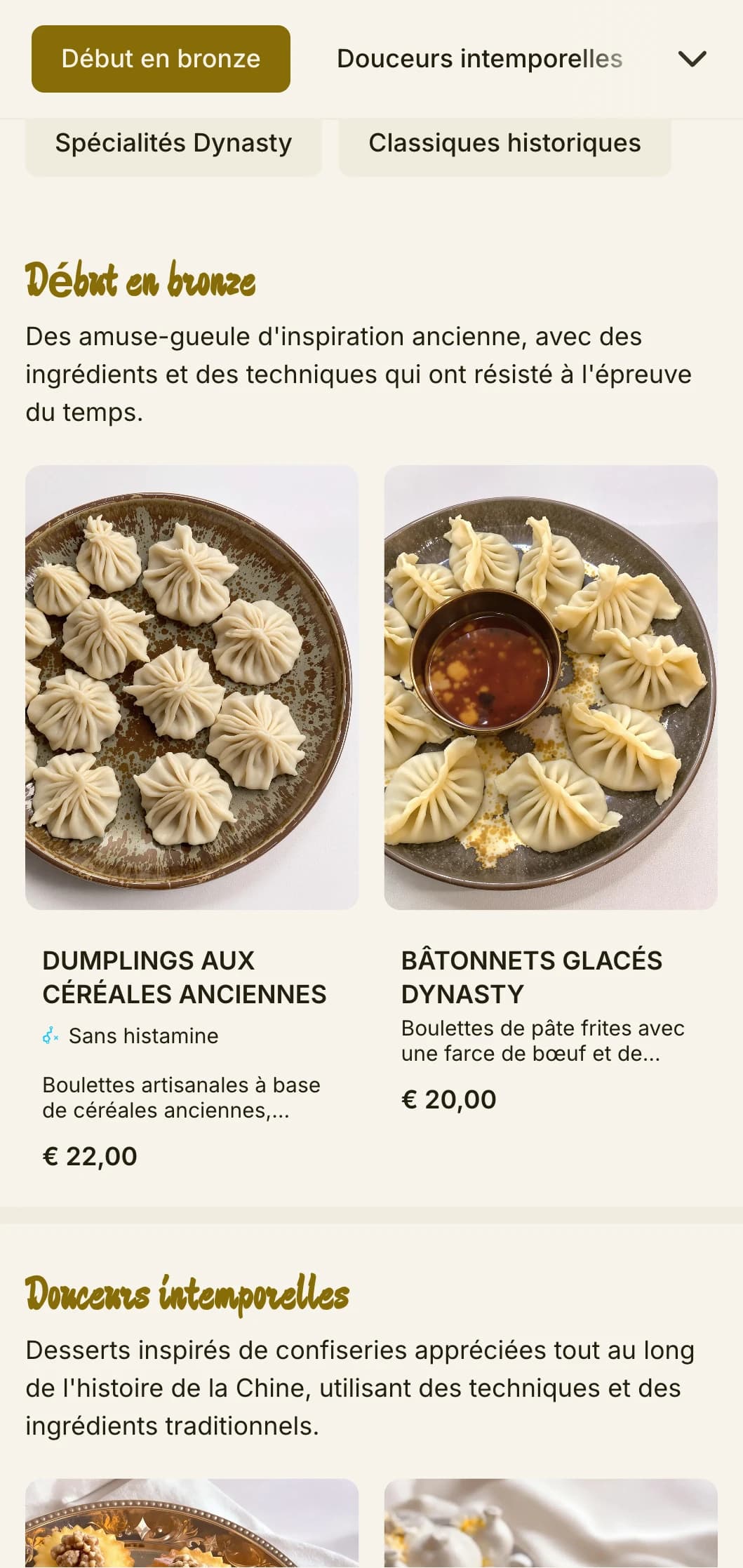 Un menu chinois sophistiqué inspiré par des objets anciens en bronze, avec des éléments historiques pour une cuisine authentique.