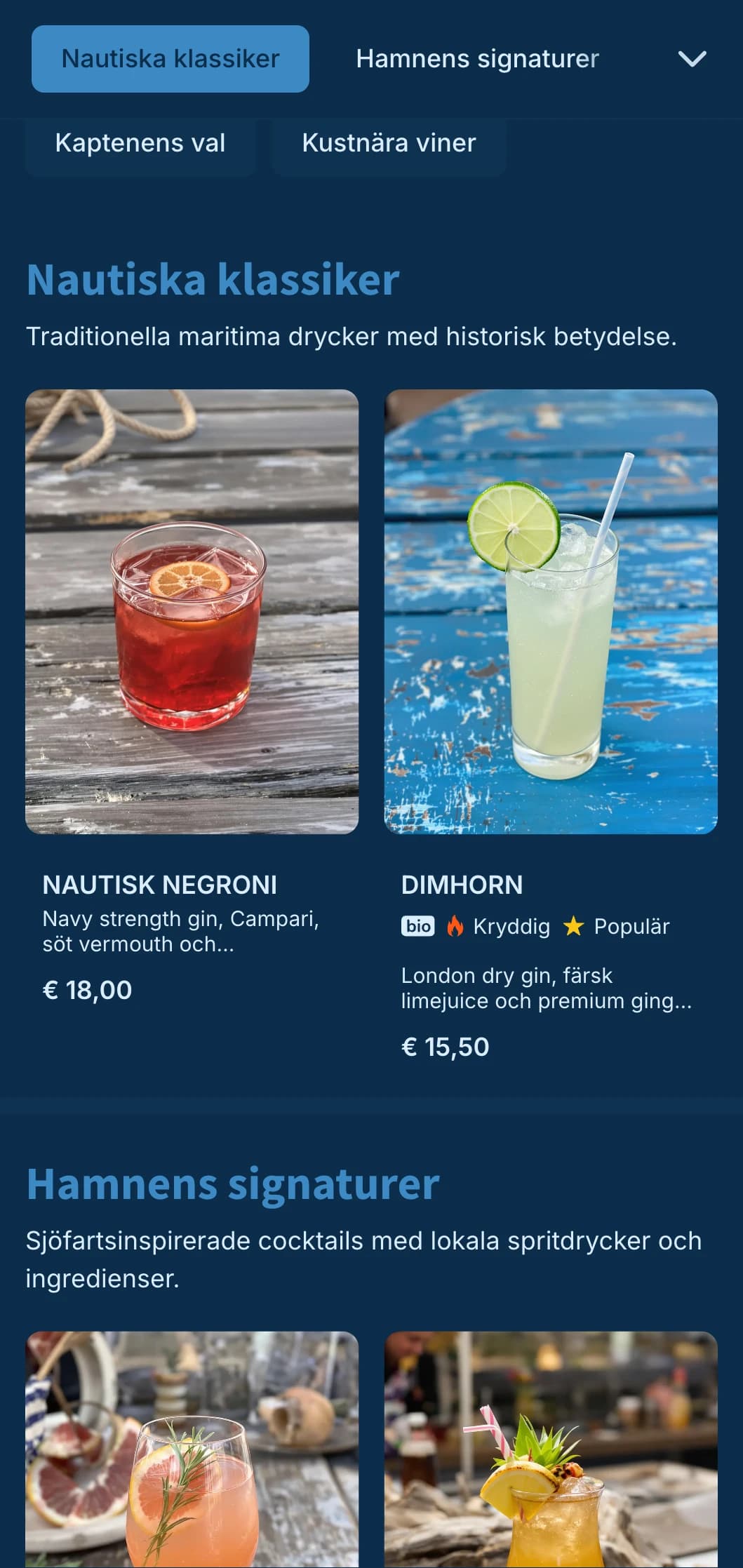 Nautisk blå design med subtila maritima element för cocktailbarer vid vattnet.
