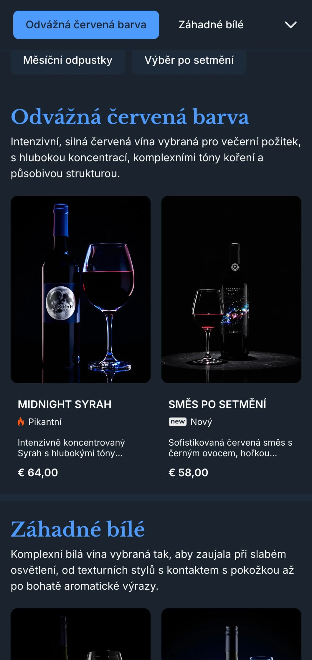Hluboce atmosférická šablona vinného lístku s elektricky modrými akcenty na půlnočním pozadí, ideální pro večerní podniky a exkluzivní vinné zážitky.