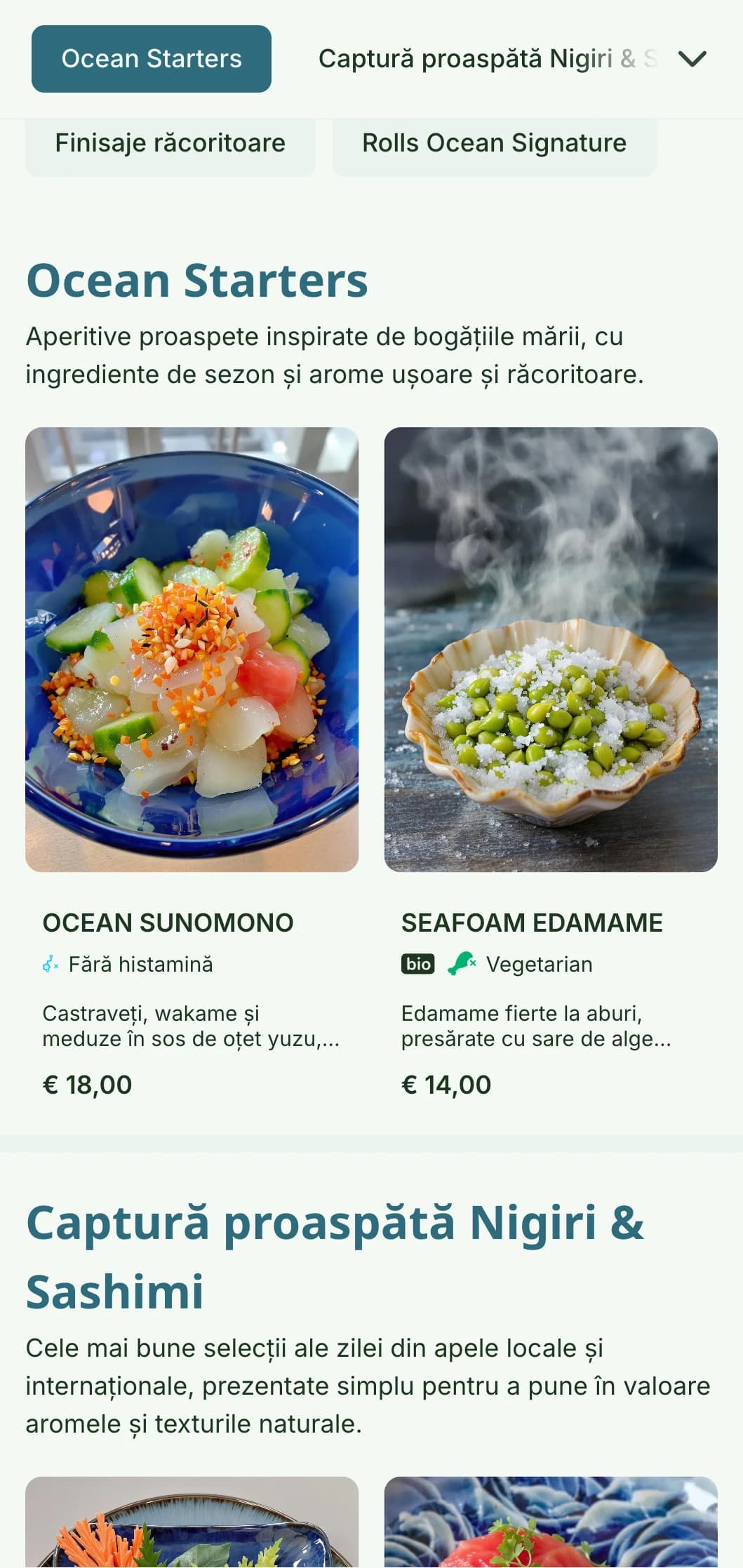 Design de meniu sushi proaspăt și vibrant inspirat de culorile oceanului, cu o paletă albastră liniștitoare, ideală pentru unitățile axate pe fructe de mare.