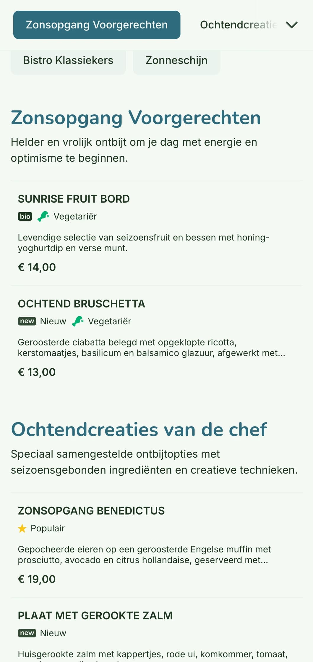 Helder, vrolijk ontbijtmenu met verse, kleurrijke ingrediënten in een informele maar verfijnde bistrosetting.