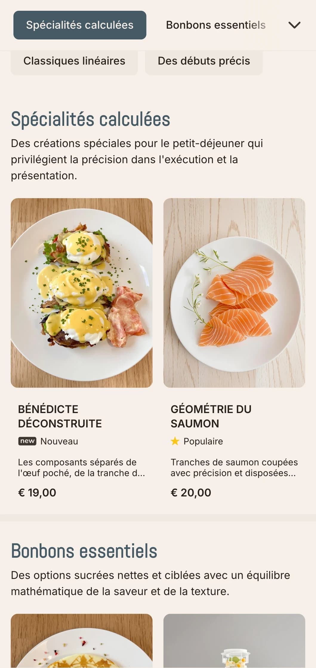 Des options de petit-déjeuner propres et bien agencées, avec une présentation minimaliste et des saveurs soigneusement équilibrées.
