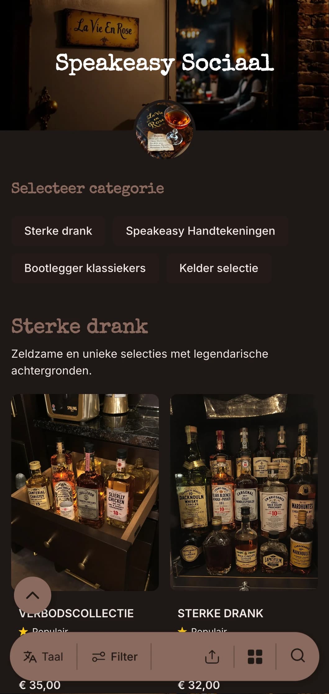 Donker, mysterieus ontwerp met vintage typemachine-elementen voor verborgen cocktailbars.
