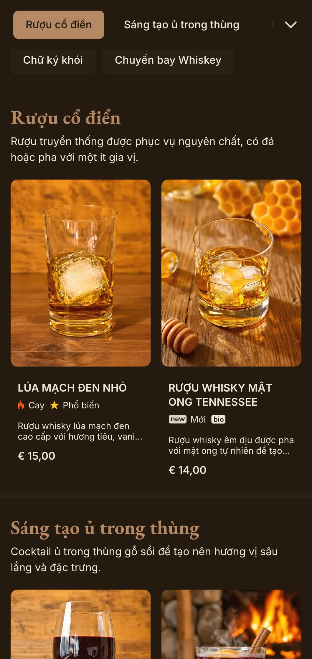 Tông màu nâu đậm với kiểu chữ cổ điển dành cho quán bar rượu whisky và quán rượu truyền thống.
