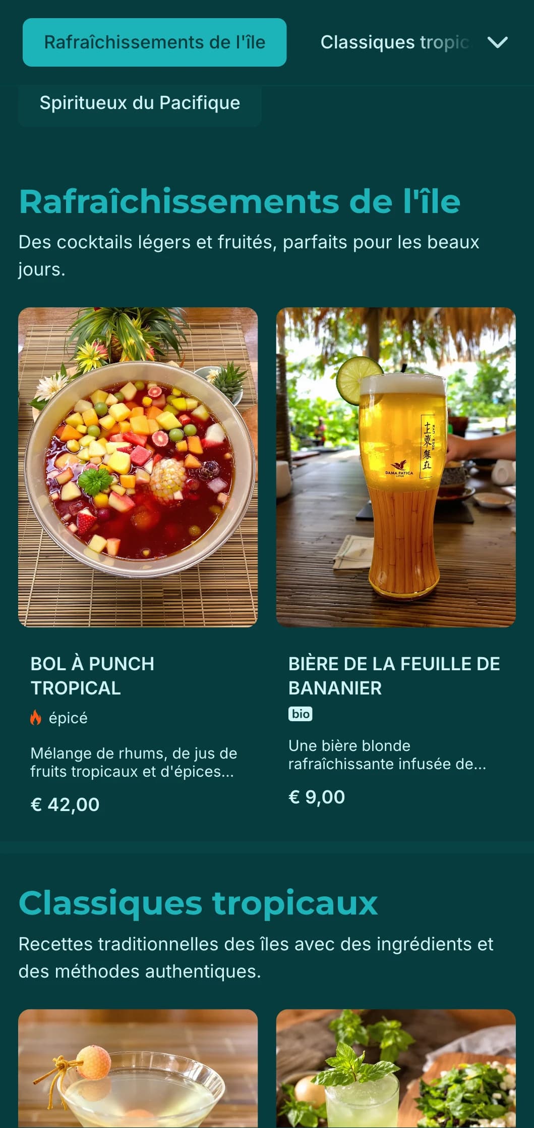 Design vert frais avec des textures de bambou pour des bars exotiques à thème Asie-Pacifique.
