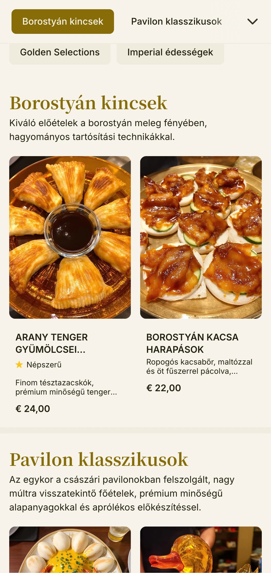 Elegáns kínai menü kialakítása borostyánszínű akcentusokkal és pavilonok ihlette elemekkel az előkelő étkezésekhez és a császári konyhához.
