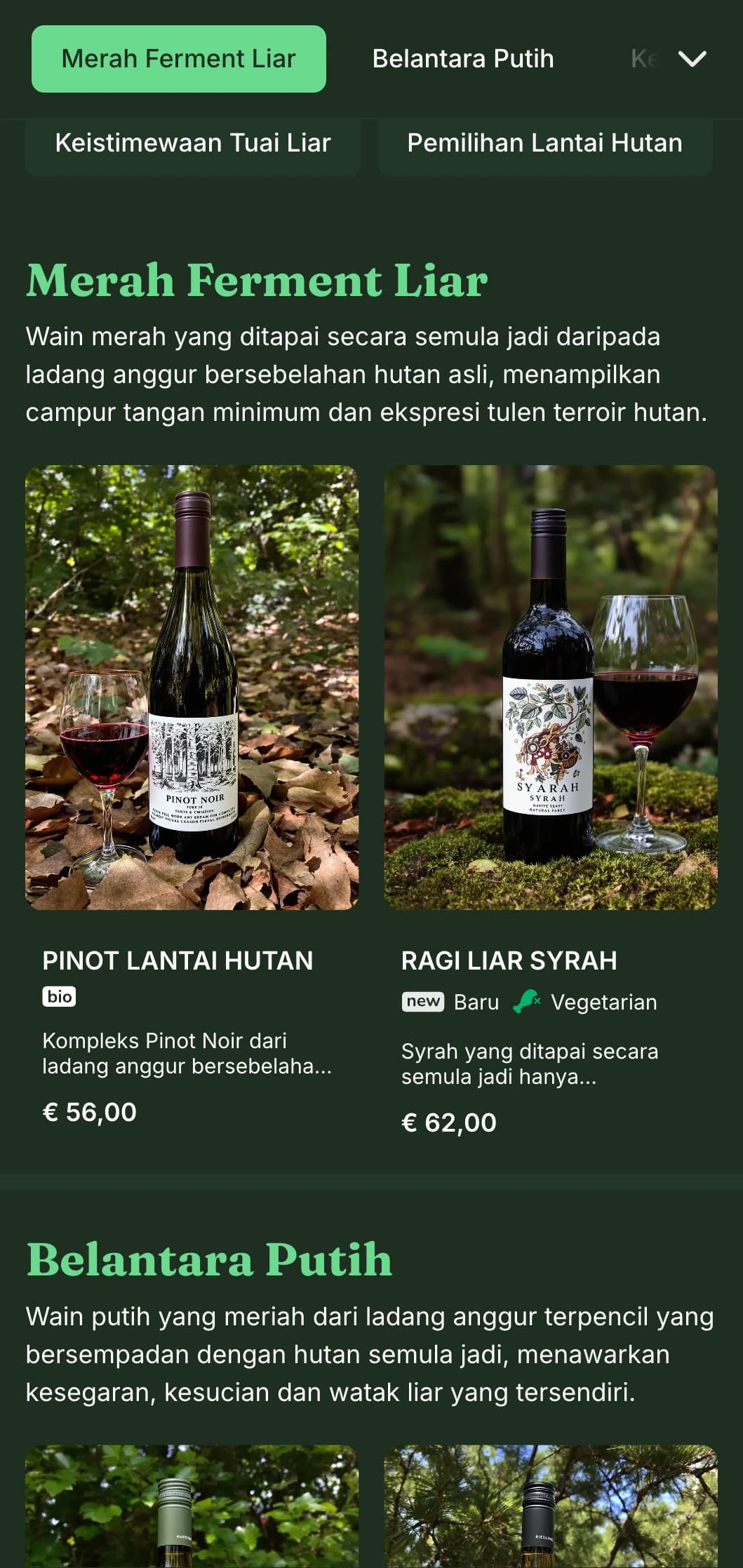 Templat senarai wain gelap berinspirasikan alam semula jadi yang menampilkan aksen hijau terang dengan latar belakang hutan, sesuai untuk restoran hutan dan bar wain desa.