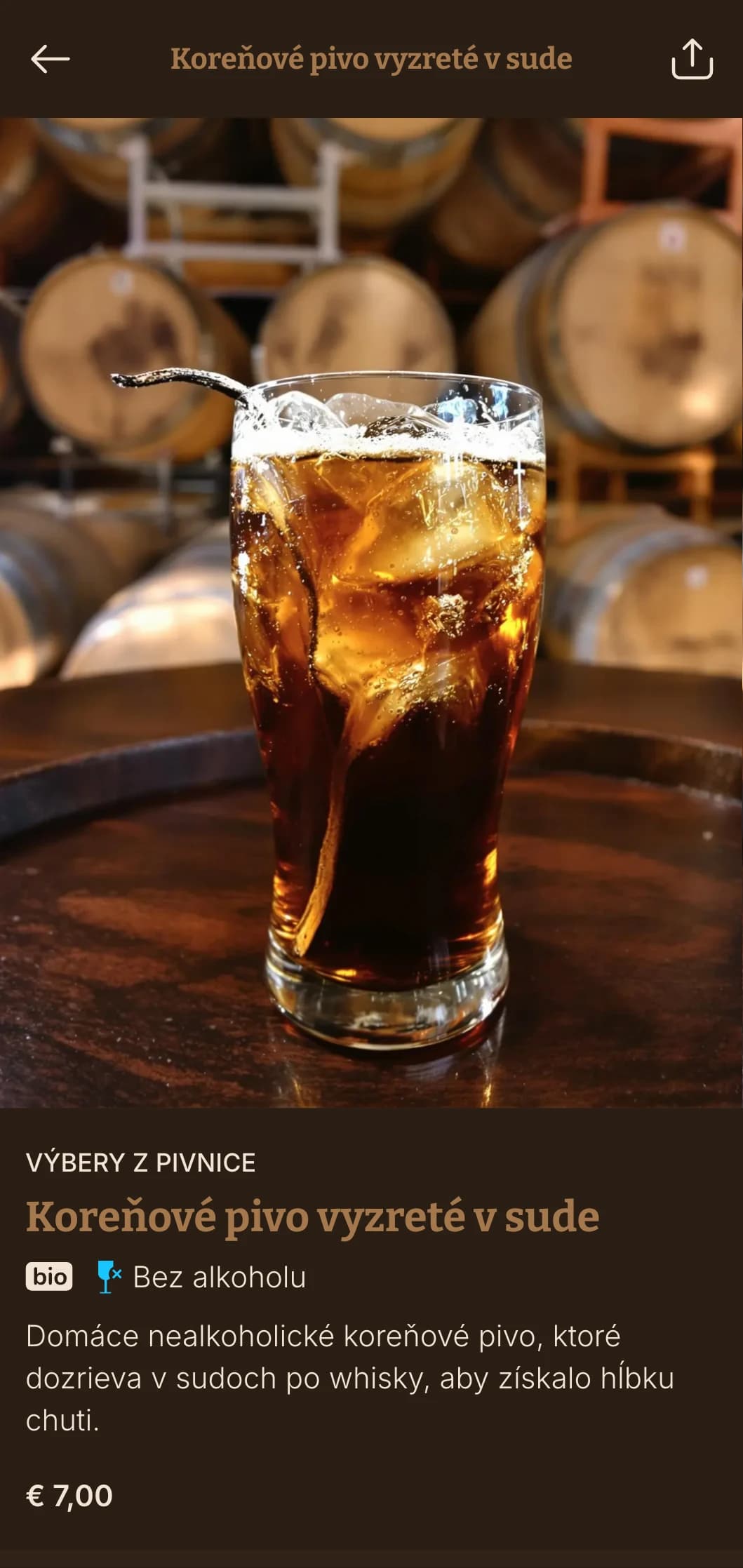 Hnedý dizajn inšpirovaný drevom pre remeselné prevádzky s pivom a whisky.