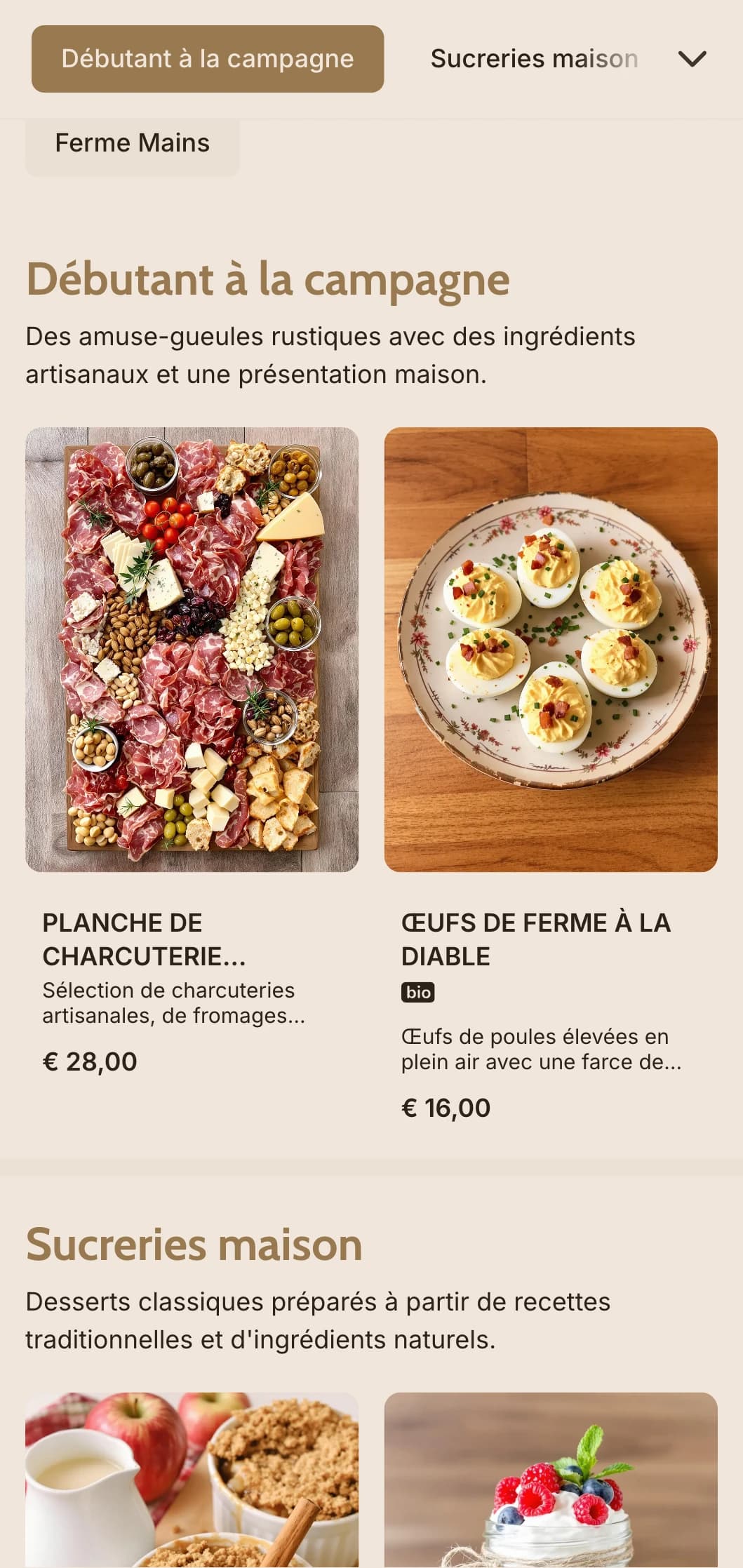 Traiteur chaleureux d'inspiration campagnarde proposant des plats copieux, un service familial et une présentation rustique pour les mariages dans les granges et les événements à la campagne.
